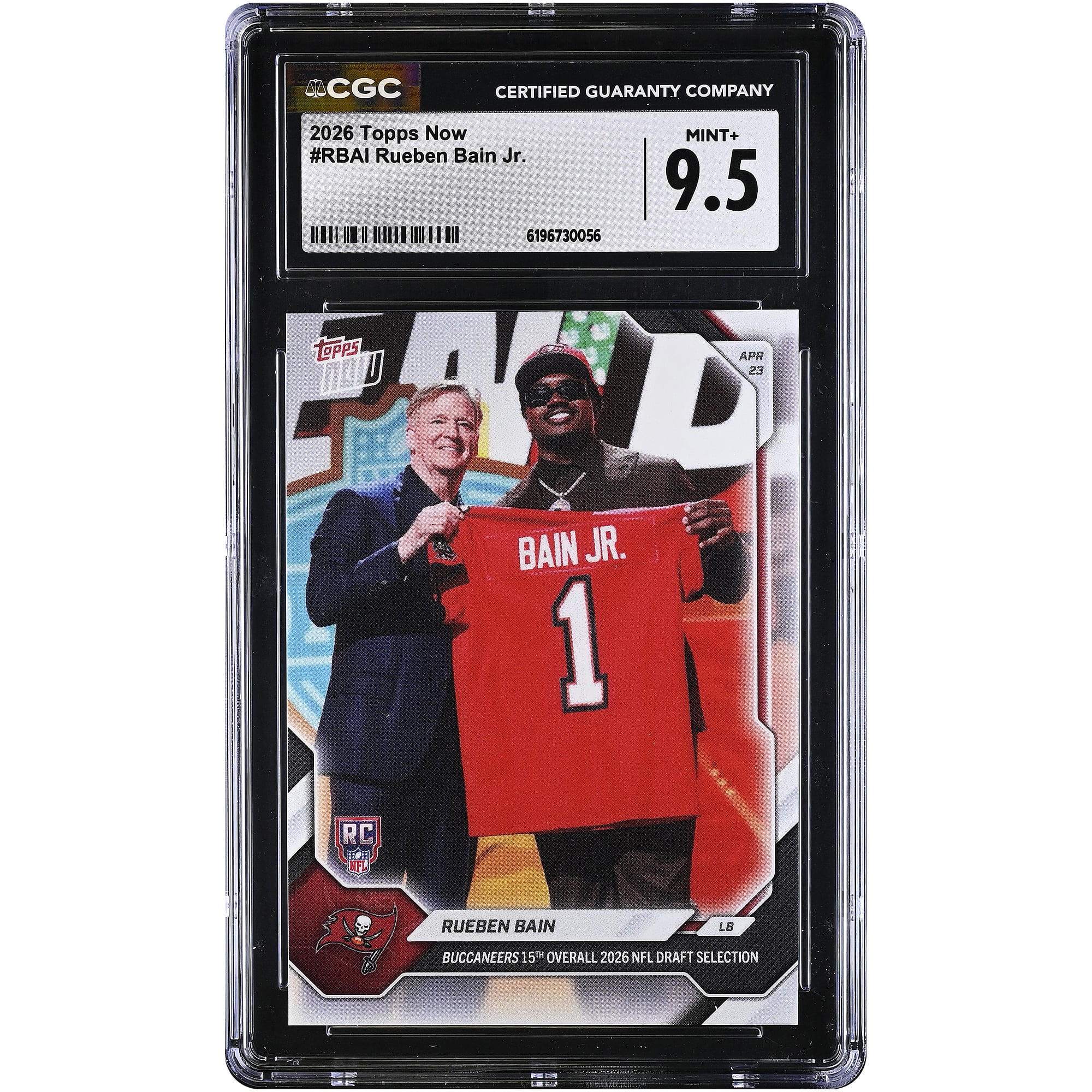 Carte de recrue de Rueben Bain Jr., Tampa Bay Buccaneers, 15e choix au total de la draft NFL 2026 (Topps Now), authentifiée CGC MINT+ 9.5, n° RBAI, authentifiée CGC.