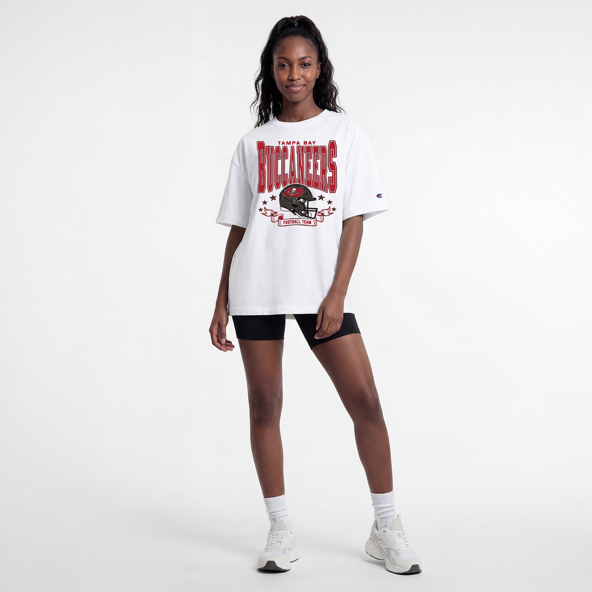 T-shirt oversize blanc Champion Tampa Bay Buccaneers pour femmes