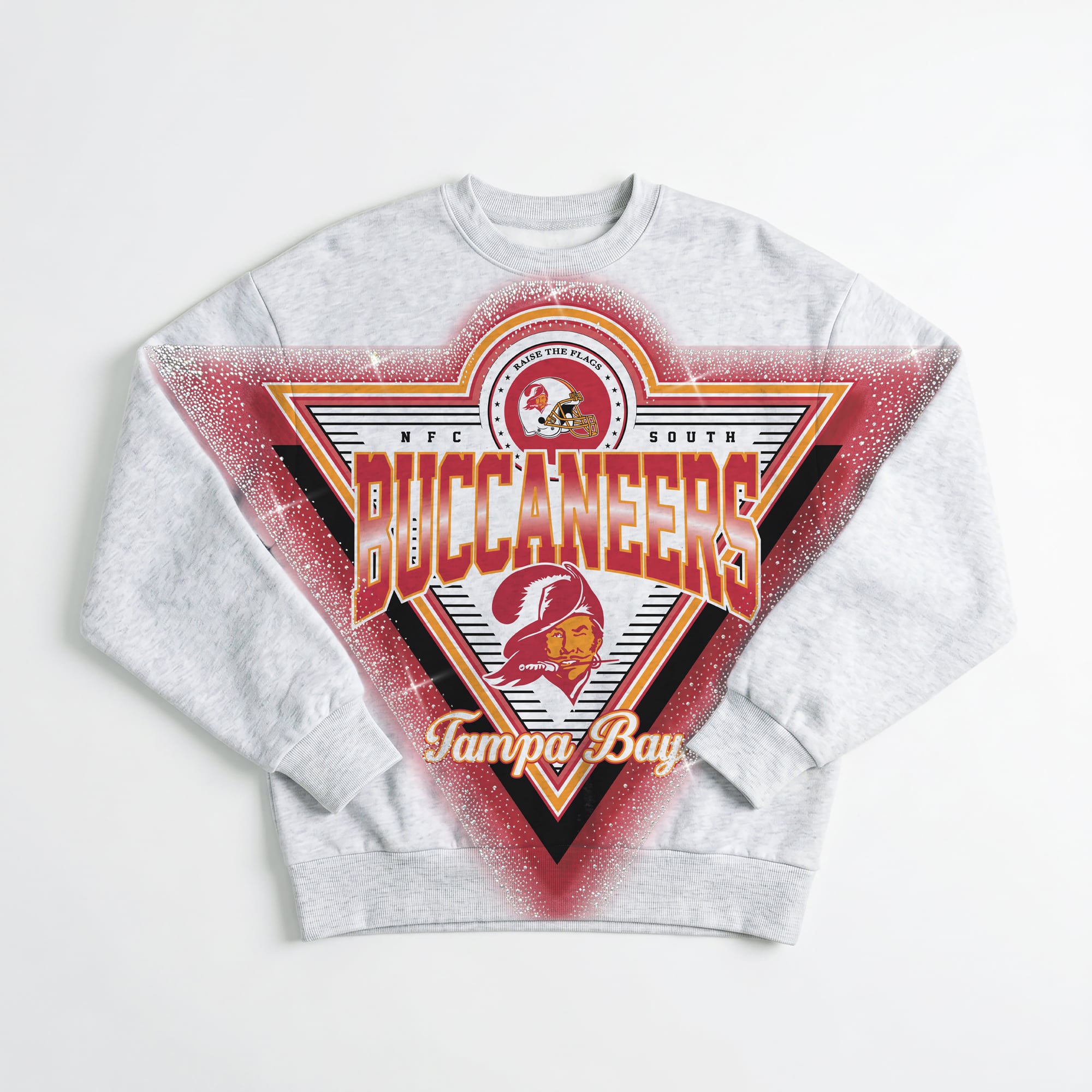 Sweat-shirt oversize en polaire à strass « Chasing Victory » des Tampa Bay Buccaneers, gris chiné, pour femme, collection Gameday Couture.