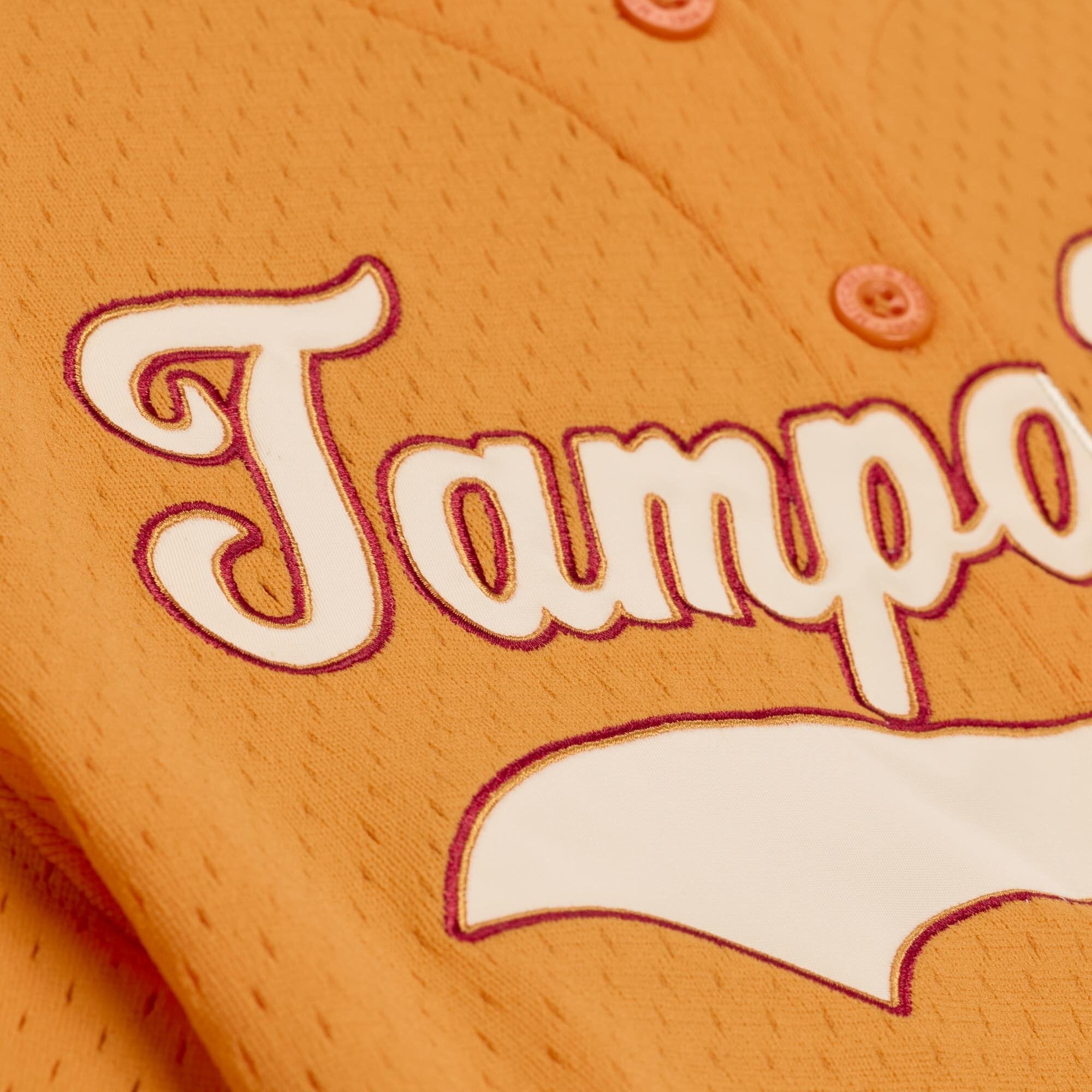 Maillot de baseball rétro Roots orange des Buccaneers Tampa Bay pour femmes Mitchell & Ness