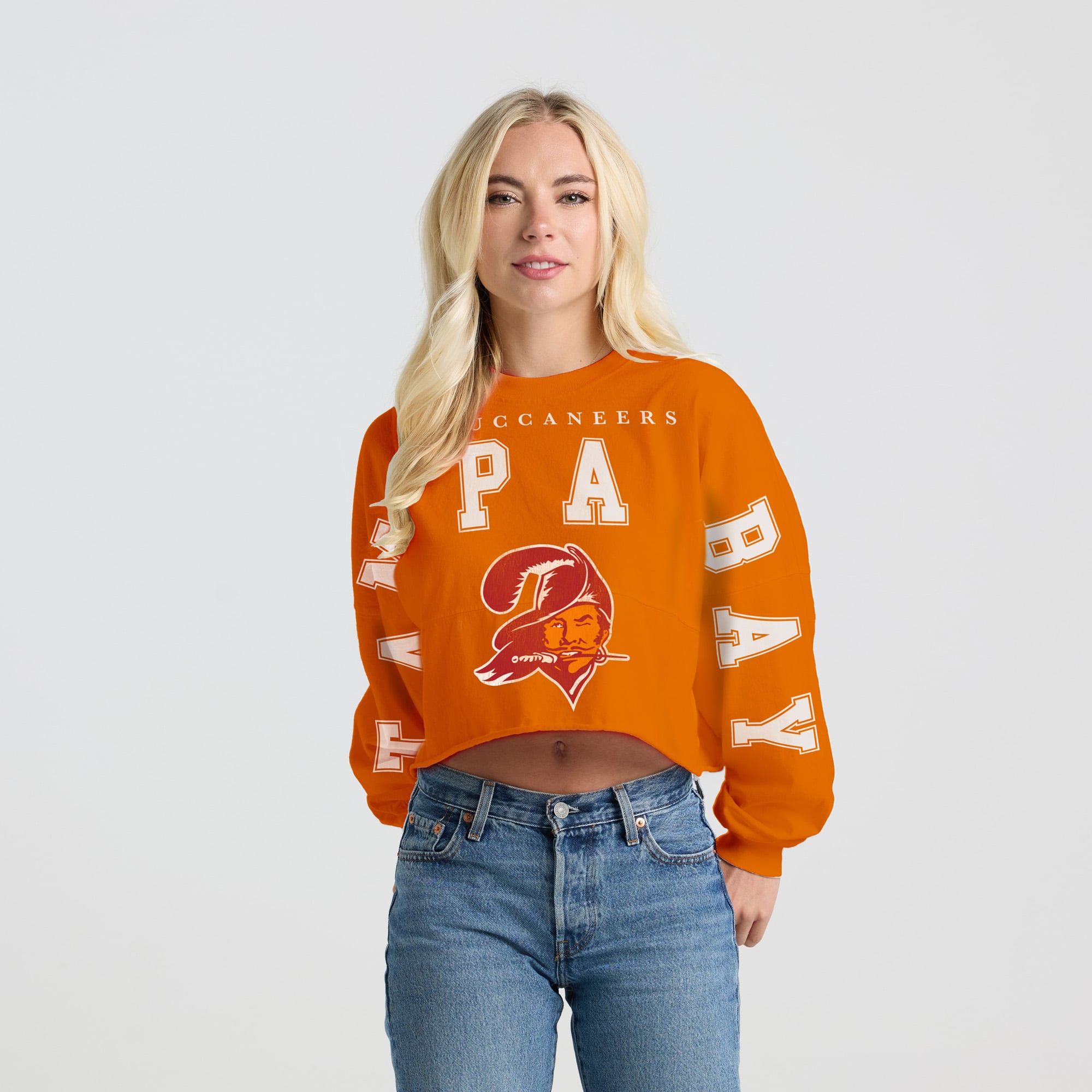 T-shirt court à manches longues Spirit Jersey orange pour femmes des Tampa Bay Buccaneers