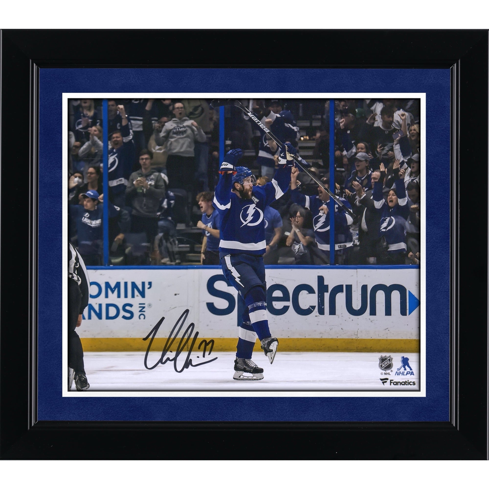 Victor Hedman Tampa Bay Lightning Autographed 8'' x 10'' Blue Jersey Celebrating Photograph