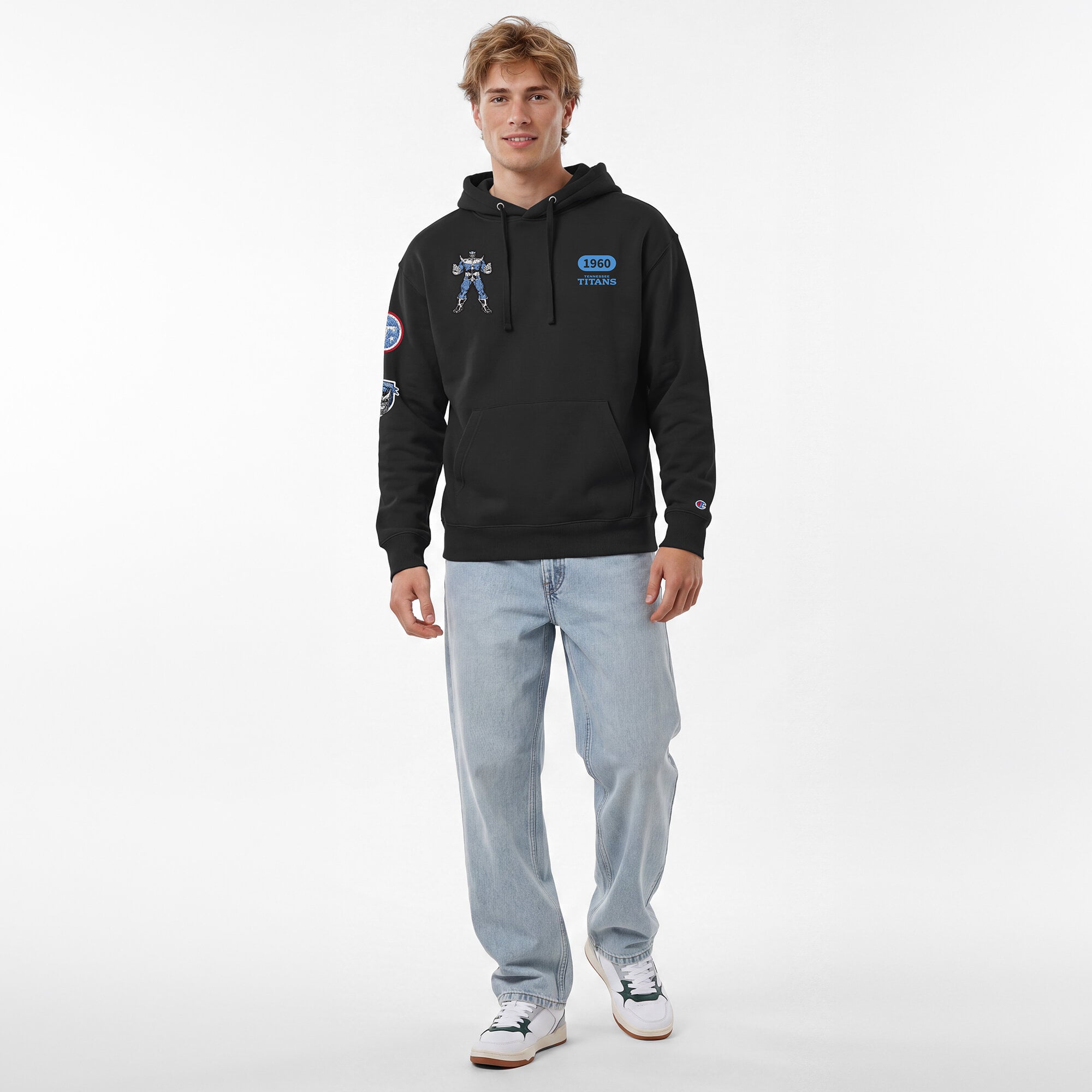Sweat à capuche Disney x Champion noir Tennessee Titans Thanos All-Star pour homme