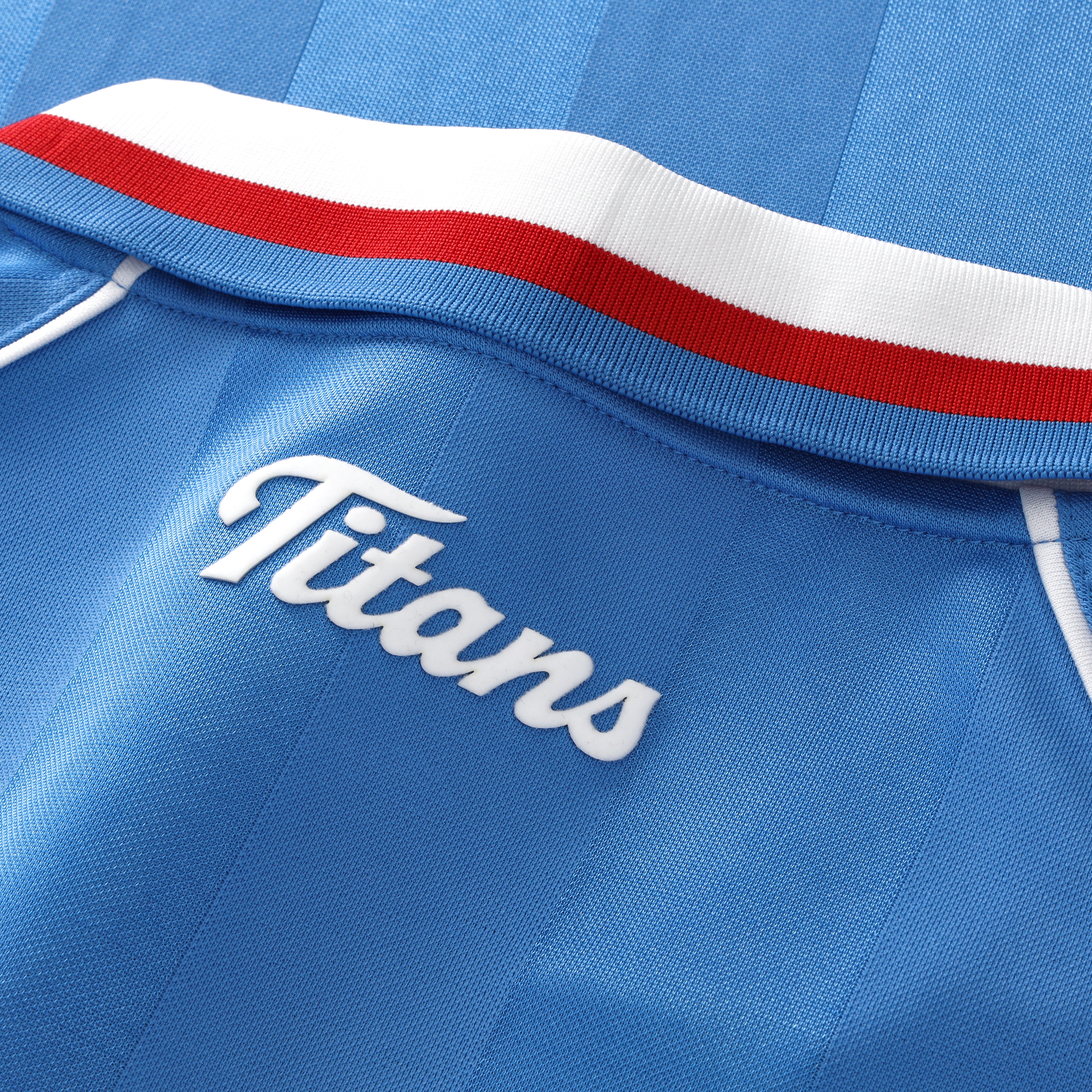 T-shirt de supporter des Tennessee Titans bleu clair à col en V, la marque Fanatics, pour homme.