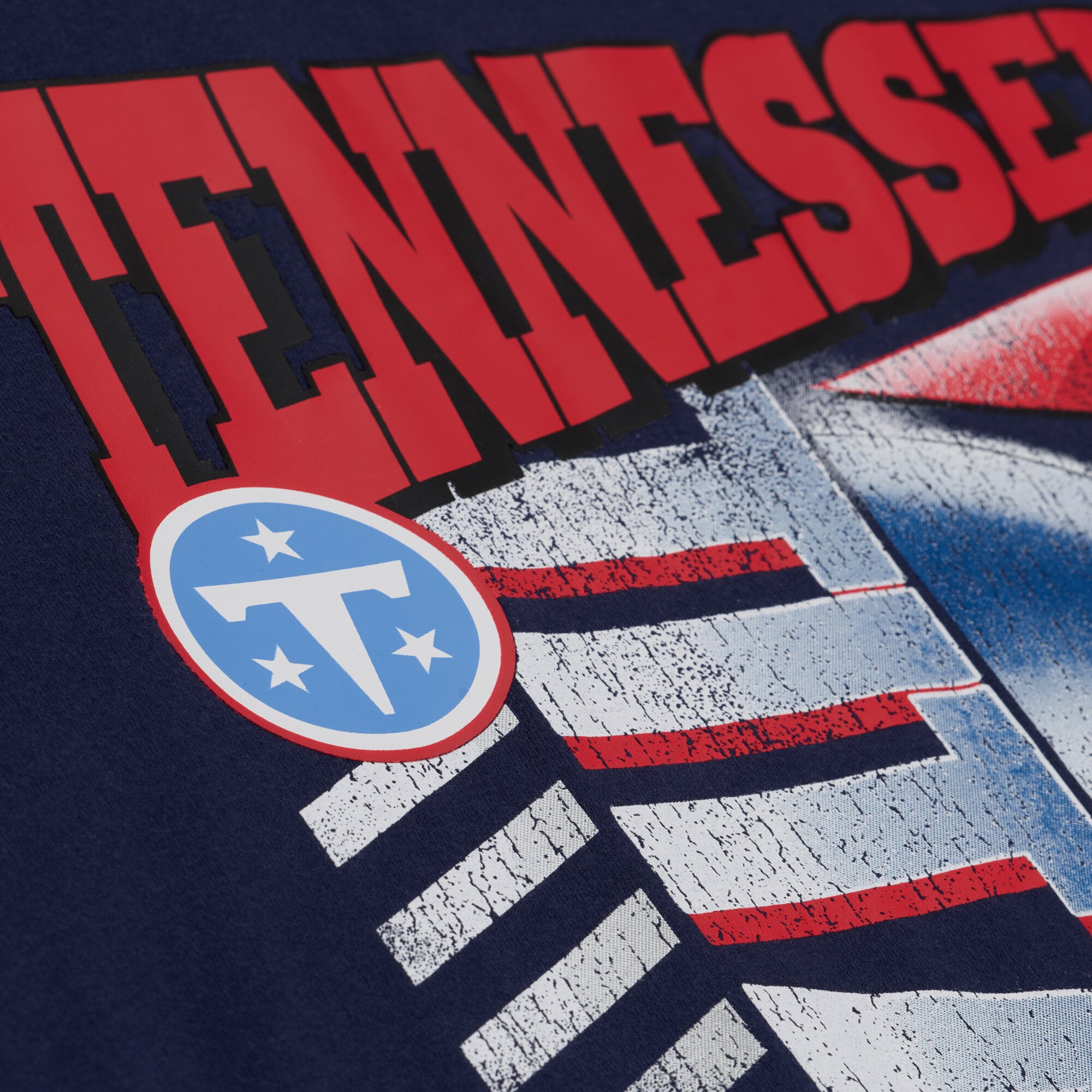 T-shirt graphique Mitchell & Ness bleu marine Tennessee Titans Core Essentials Street pour homme