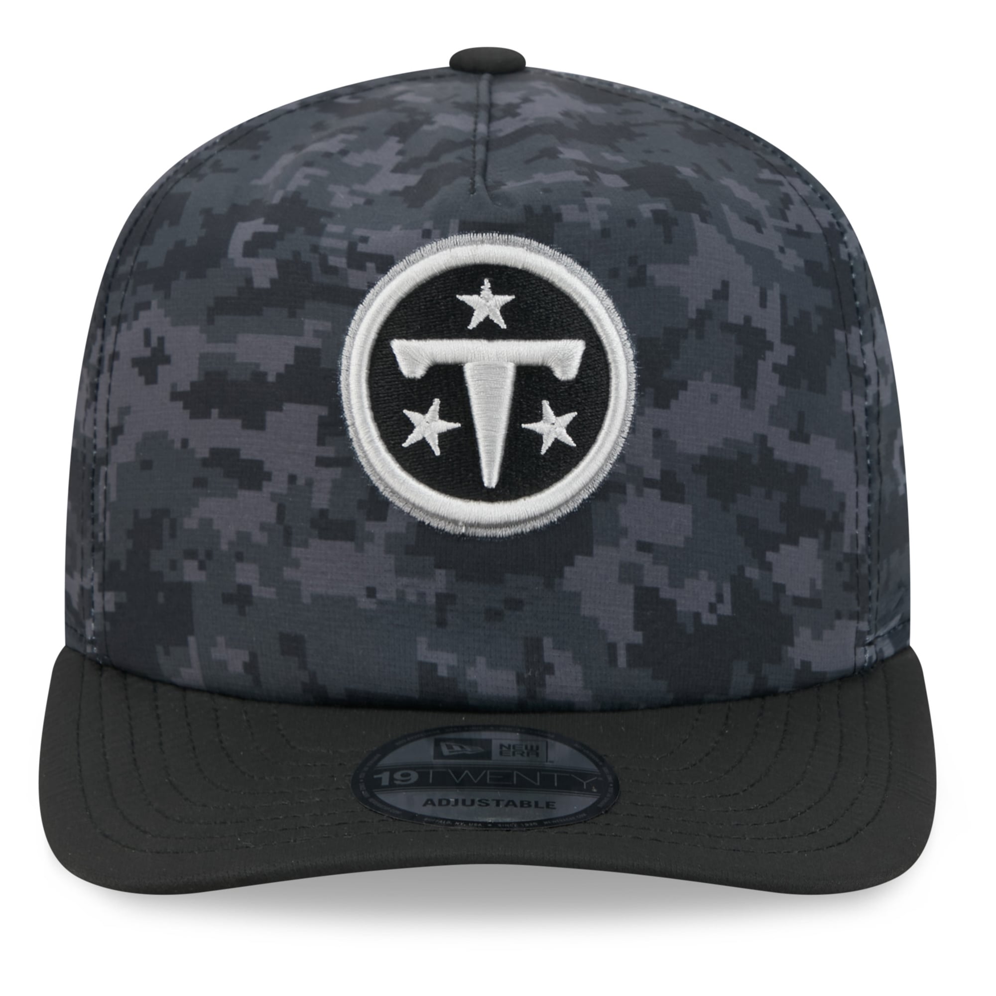 Casquette ajustable New Era noire Tennessee Titans 2026 Salute To Service 19TWENTY pour homme