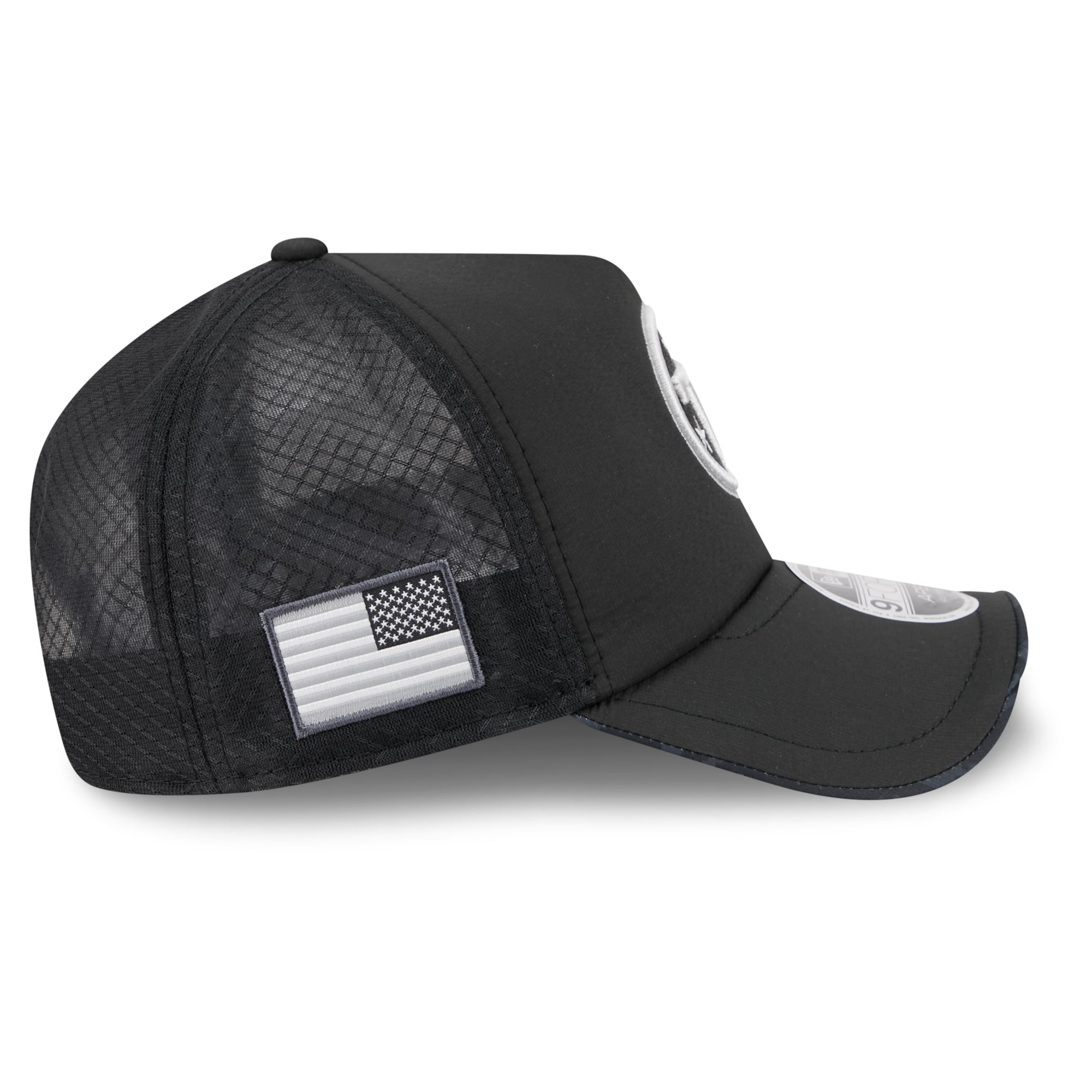 Casquette trucker ajustable New Era Apex 9FORTY noire Tennessee Titans 2026 Salute To Service pour homme