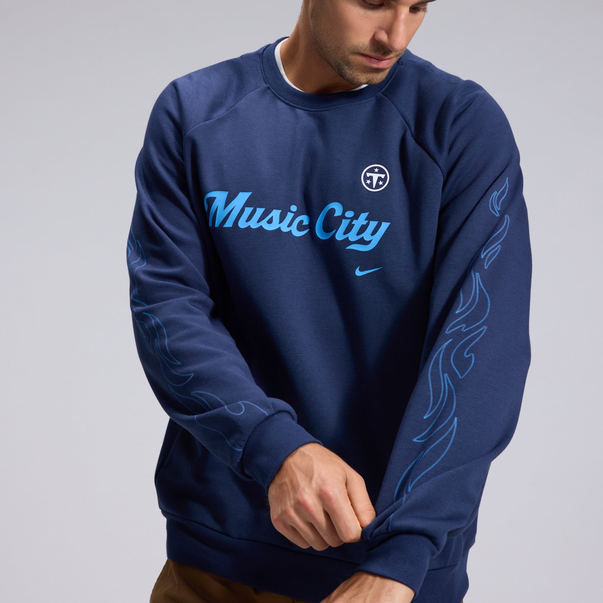 Men's Nike  Navy Tennessee Titans 2026 Rivalries Collection Dri-FIT Crew Sweatshirt