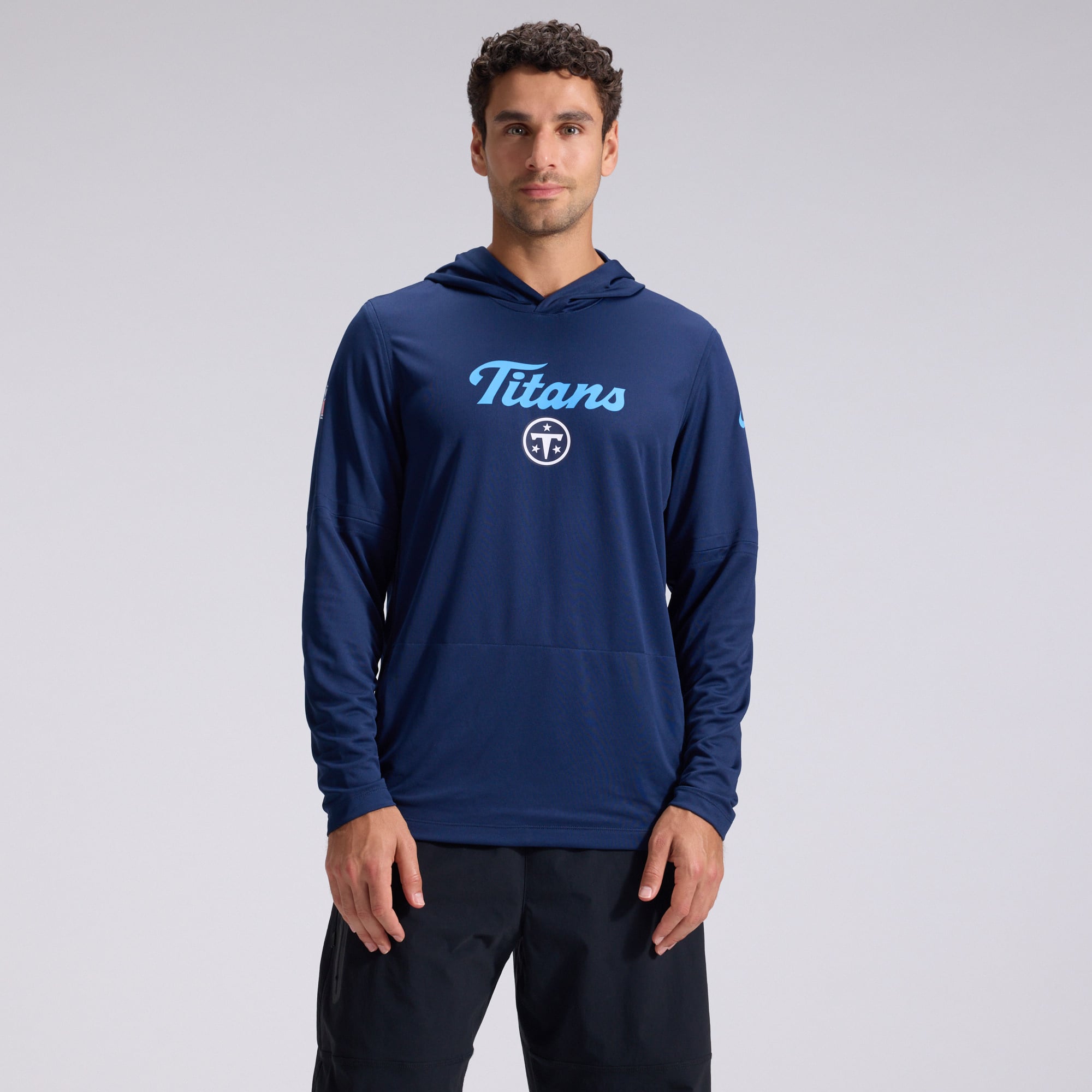 Haut à capuche léger manches longues Nike pour homme, collection Rivalries 2026 des Tennessee Titans, bleu marine.