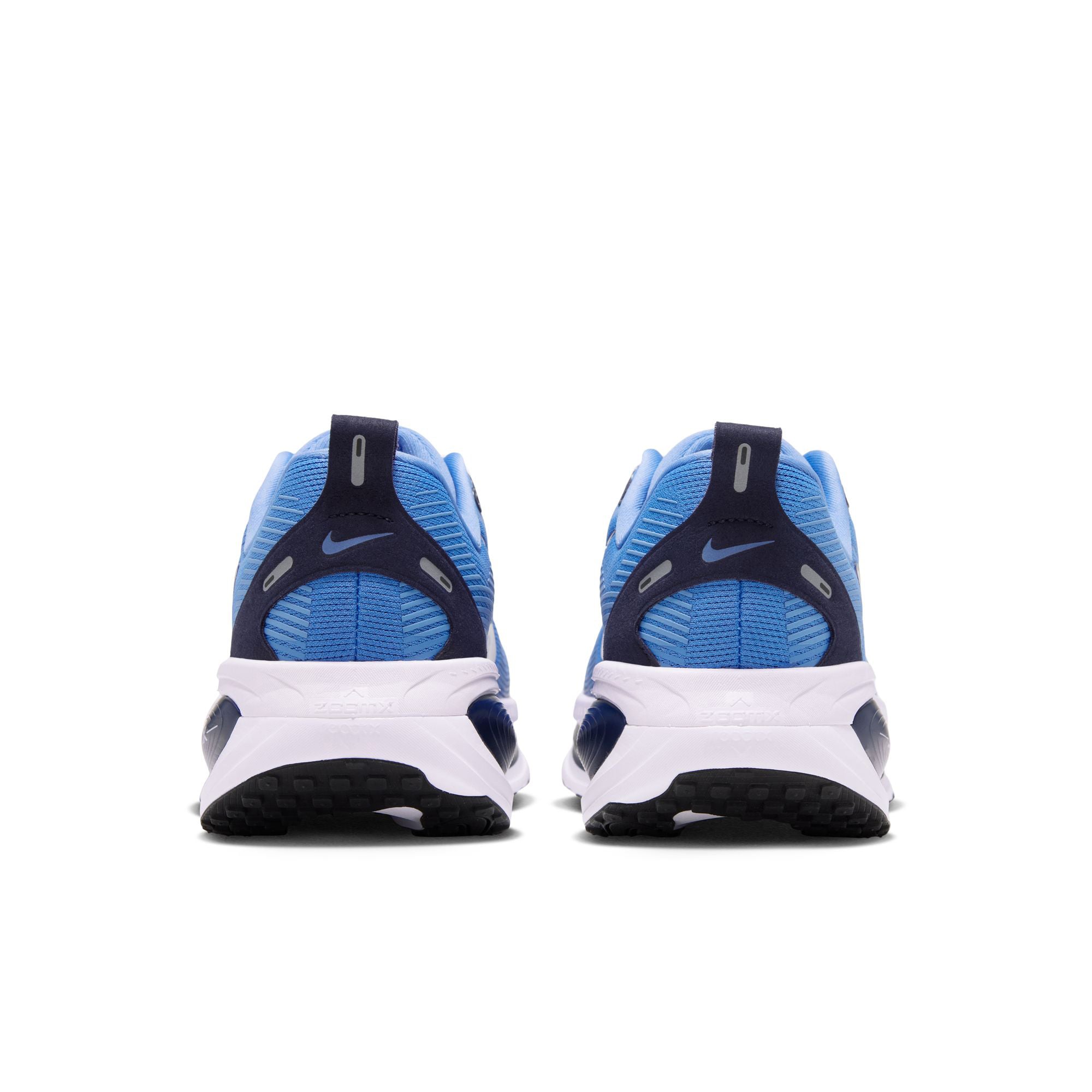 Men's Nike Tennessee Titans Vomero 18 Running Shoes