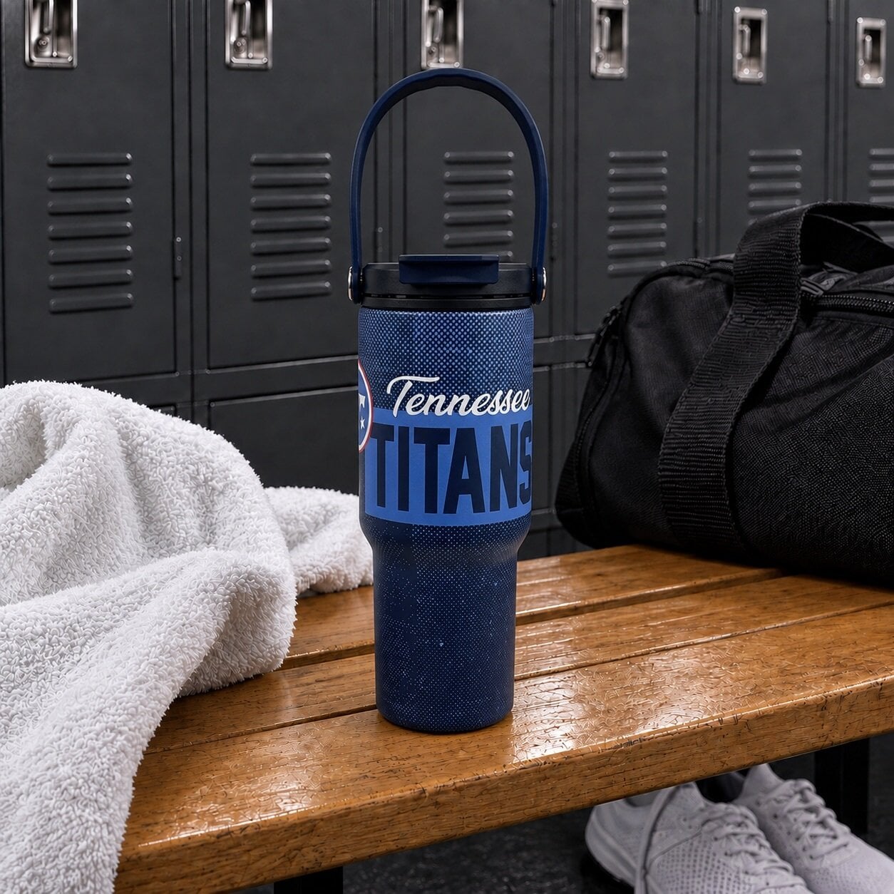 Gourde Pegasus Tennessee Titans 710 ml (24 oz) en acier inoxydable à double bouchon et motif moucheté dégradé