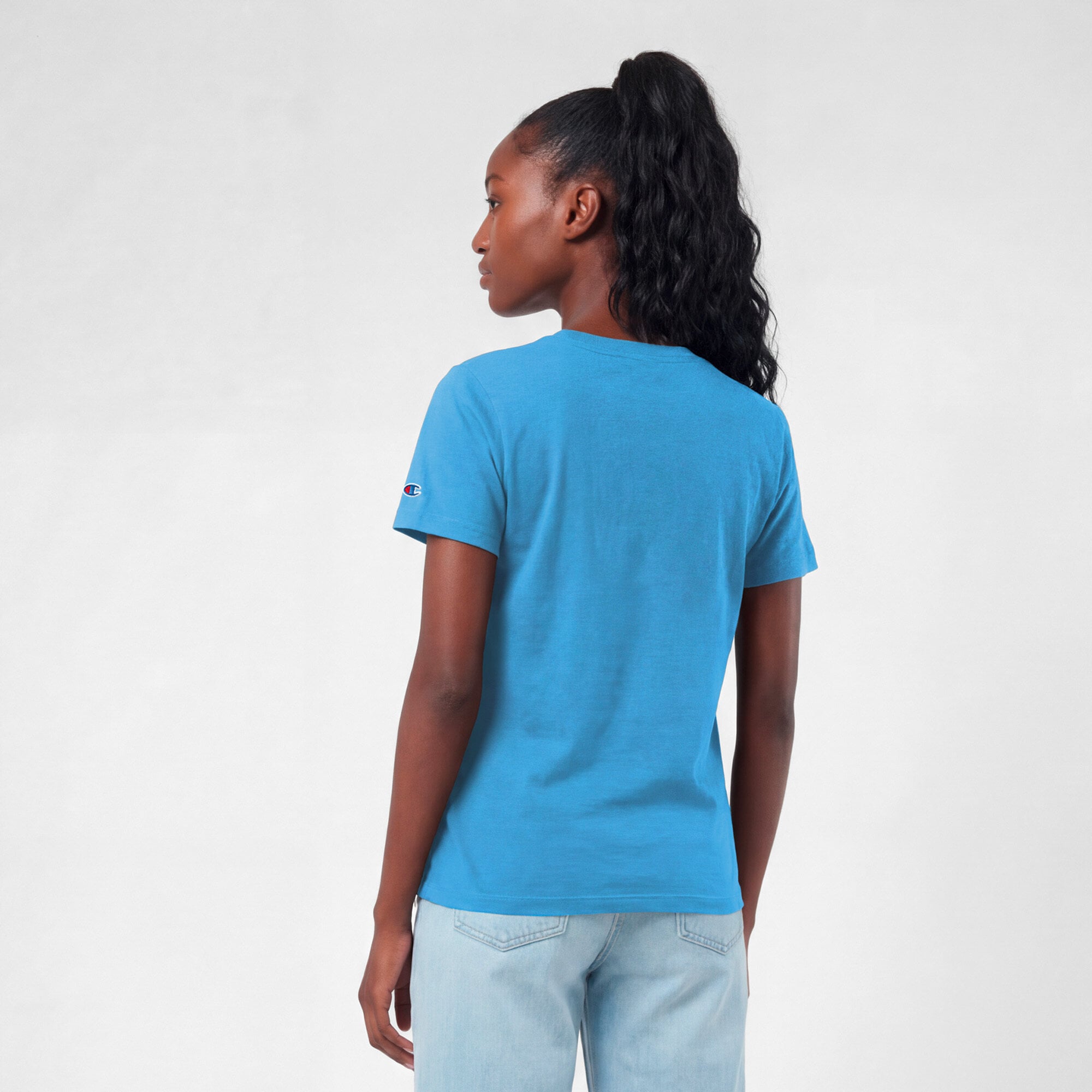 T-shirt Champion bleu clair pour femmes, logo arqué des Tennessee Titans