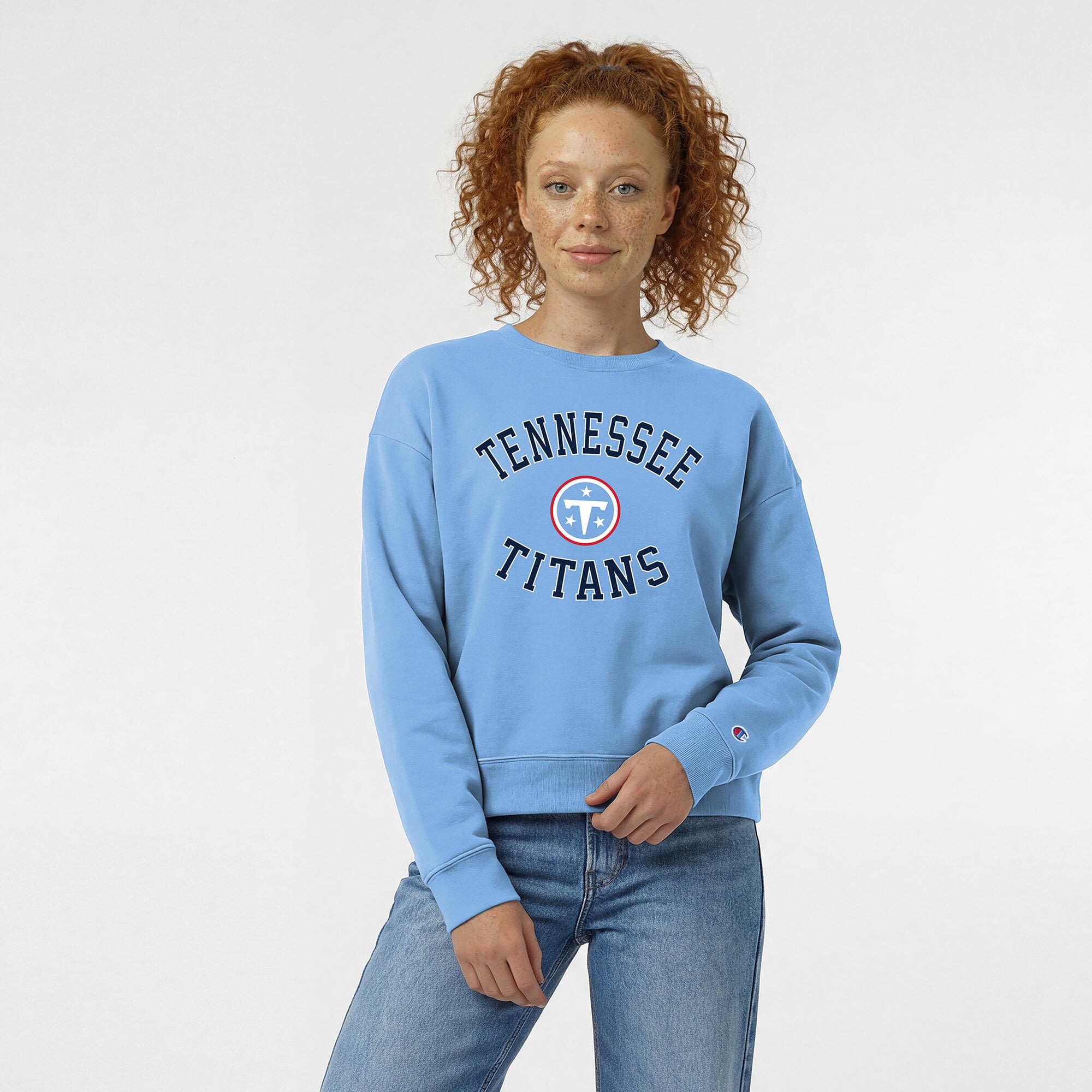 Sweat-shirt Champion bleu clair pour femme, motif cœur et âme des Tennessee Titans.
