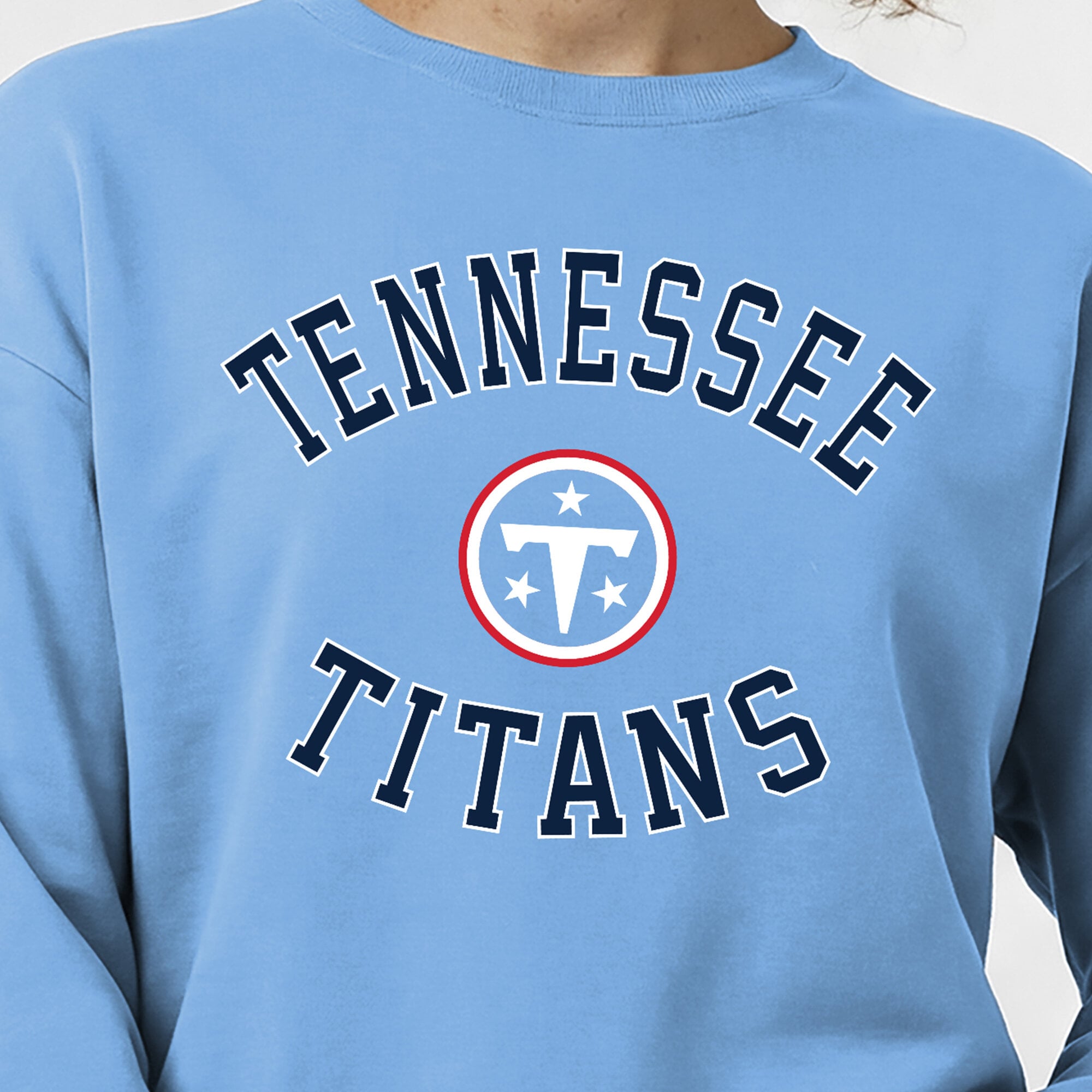 Sweat-shirt Champion bleu clair pour femme, motif cœur et âme des Tennessee Titans.