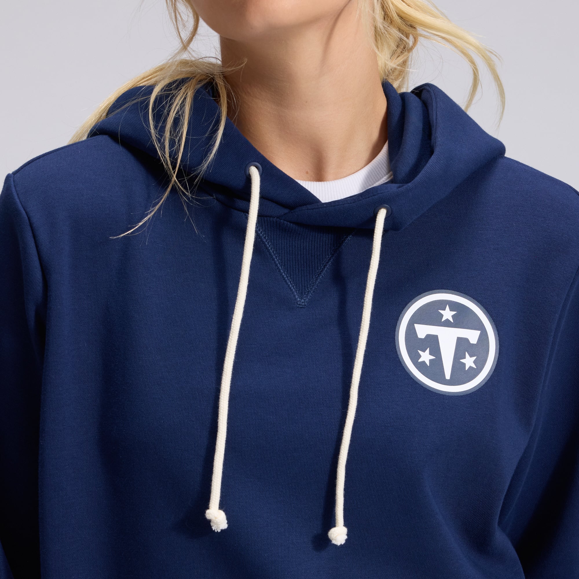 Women's Nike Navy Tennessee Titans 2026 Rivalries Collection Standard Issue Sideline Pullover Hoodie