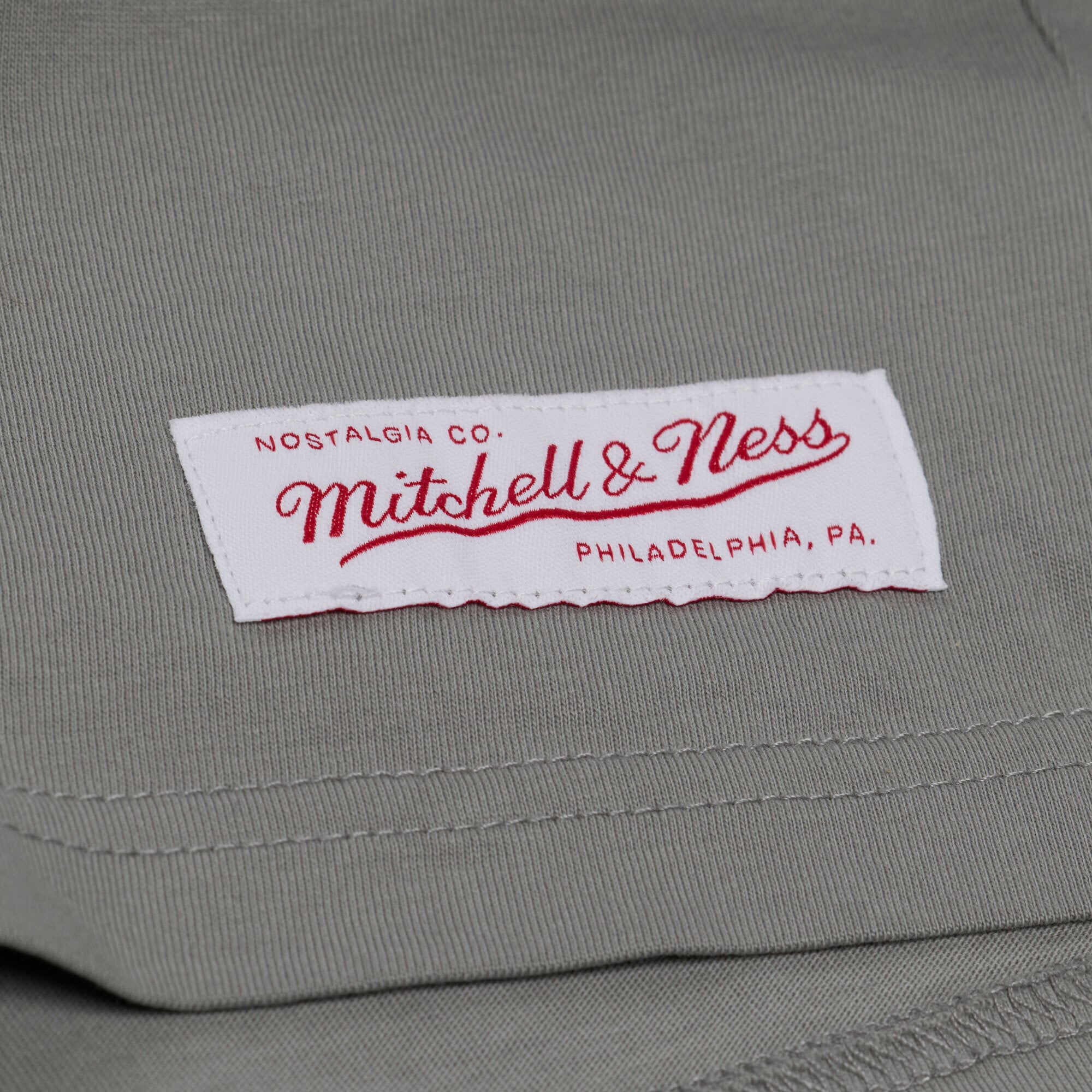T-shirt Mitchell & Ness gris Tennessee Volunteers Core Icon pour homme