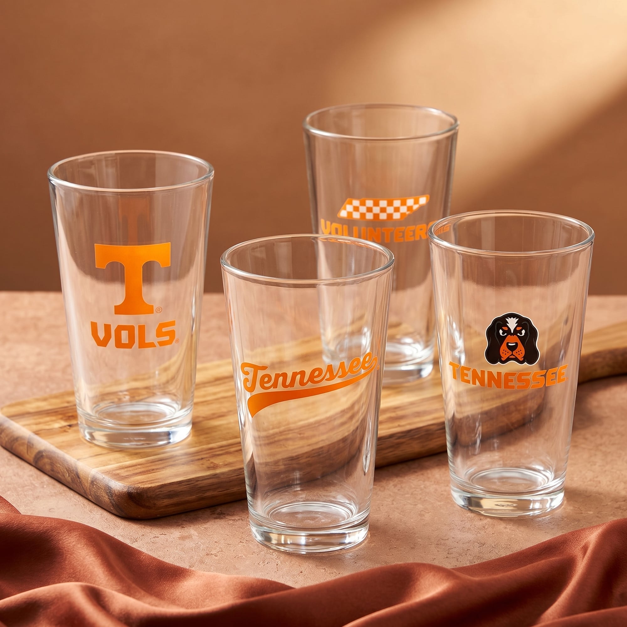 Tennessee Volunteers 16oz. Collector Pint Glass Four-Piece Set