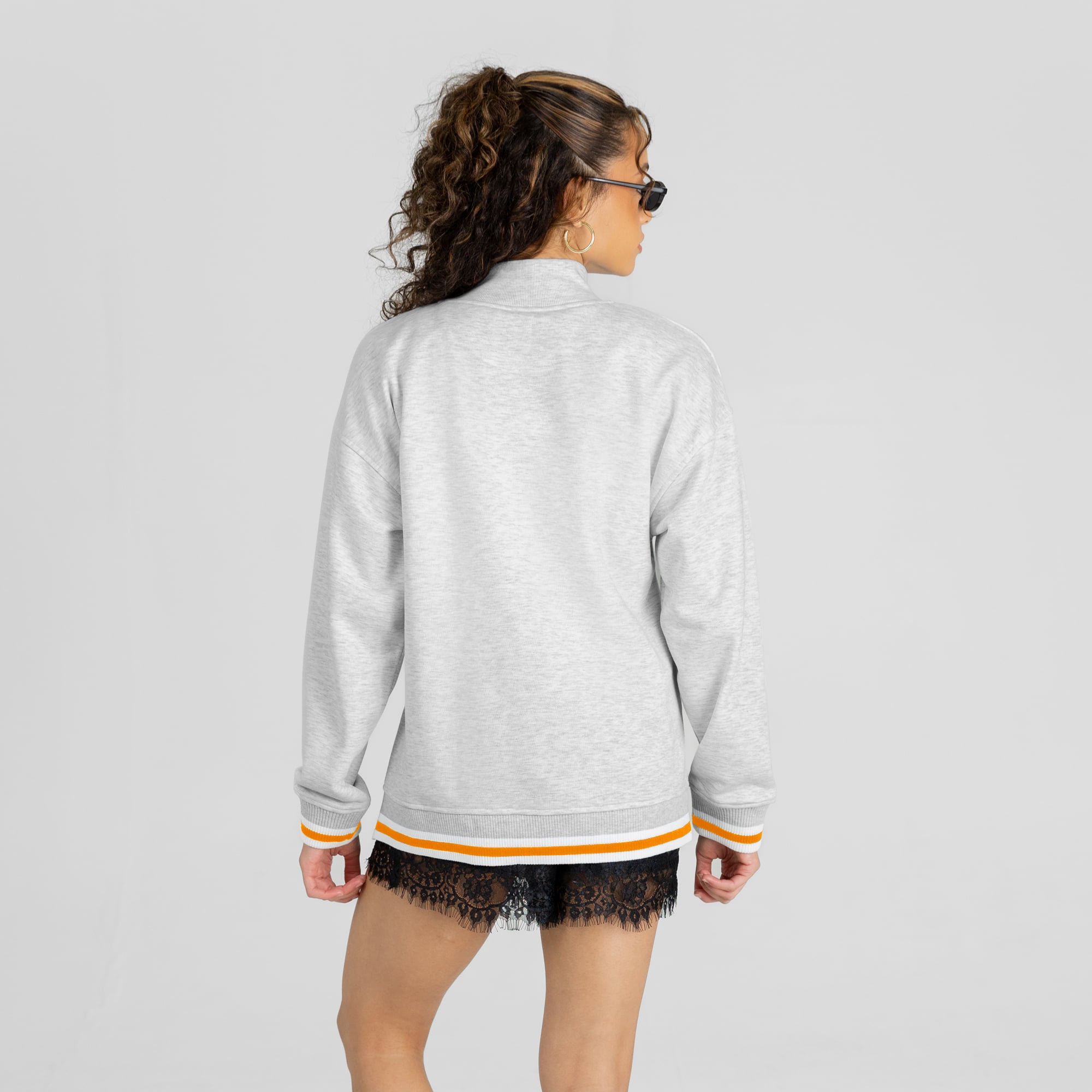 Sweat-shirt à col montant rayures contrastées « Rally Point » des Tennessee Volunteers, gris, pour femme, collection Gameday Couture