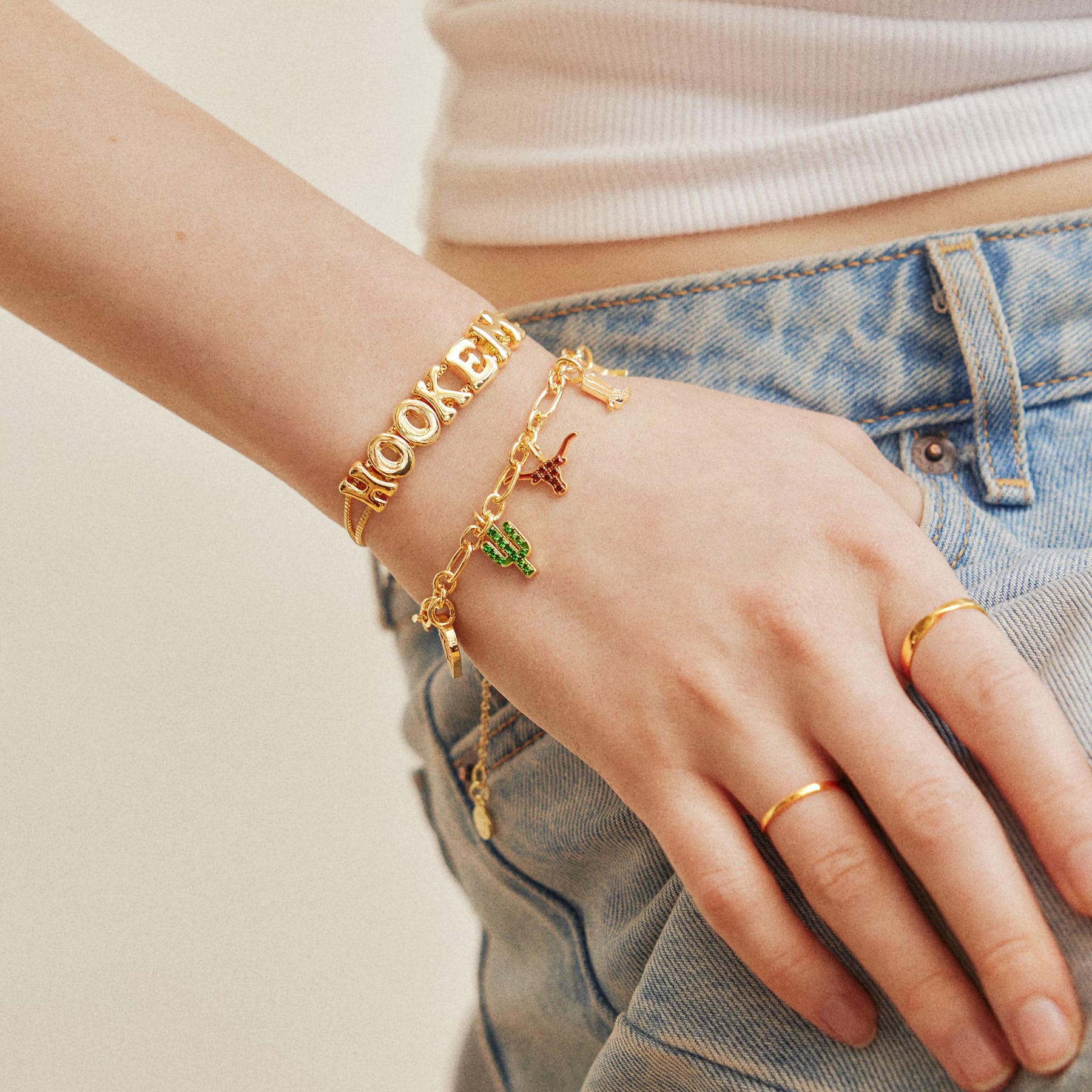Ensemble de deux bracelets délicats à breloques et slogan BaubleBar Texas Longhorns