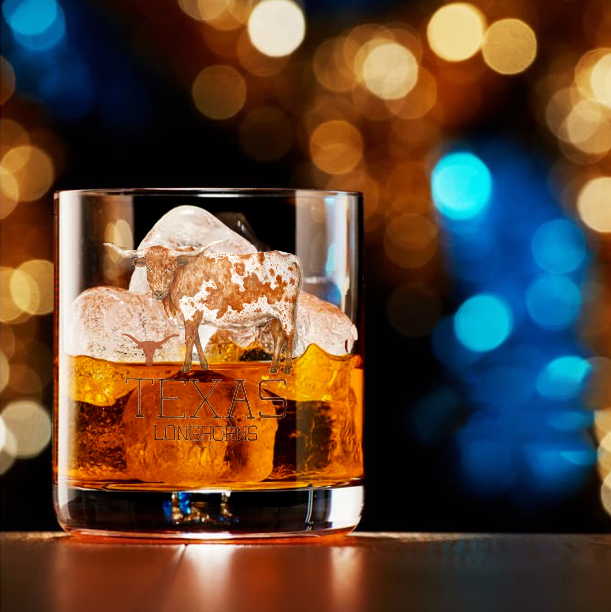 Ensemble de 2 verres à whisky à l'effigie de Laura Wilcox, mascotte des Longhorns du Texas, à Indigo Falls