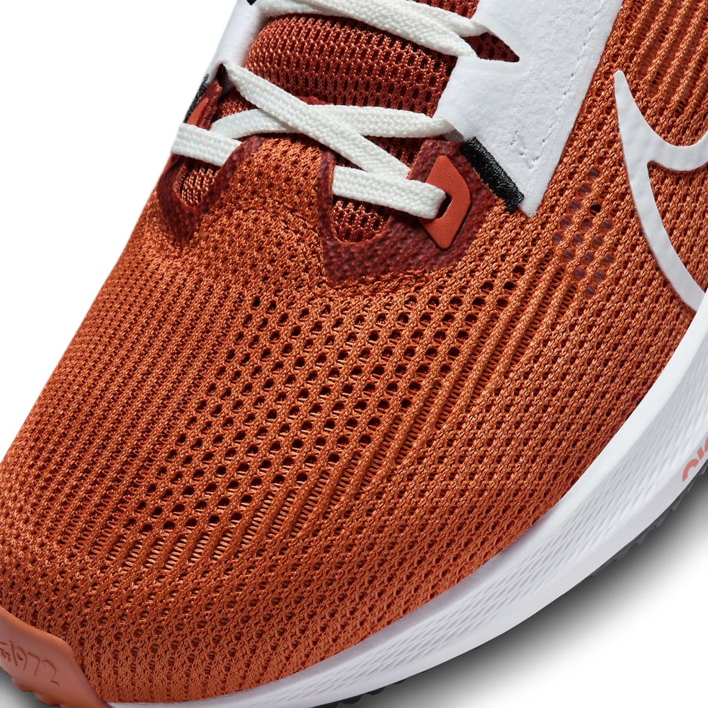 Unisex Nike Texas Orange Texas Longhorns Zoom Pegasus 40  display picture 2