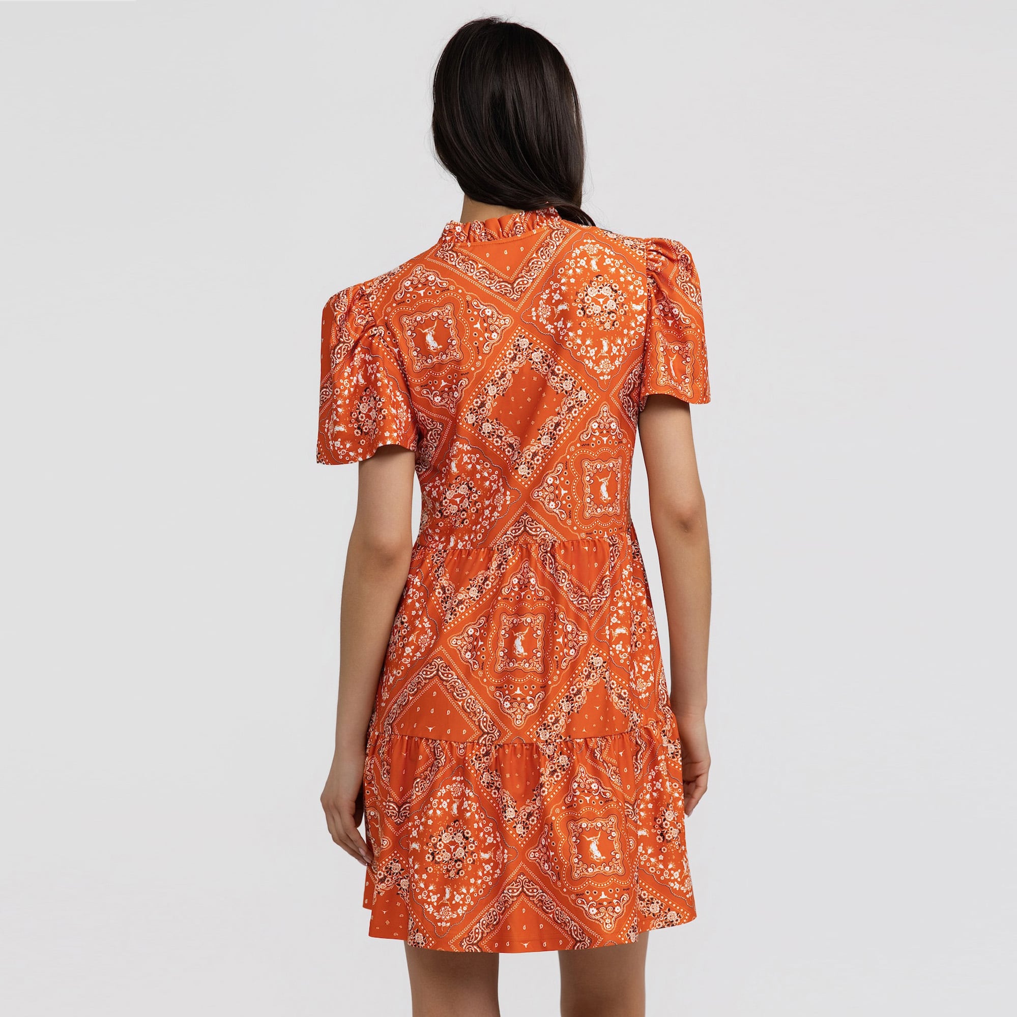 Robe à volants imprimée bandana Texas Longhorns orange de Smith & Quinn pour femme