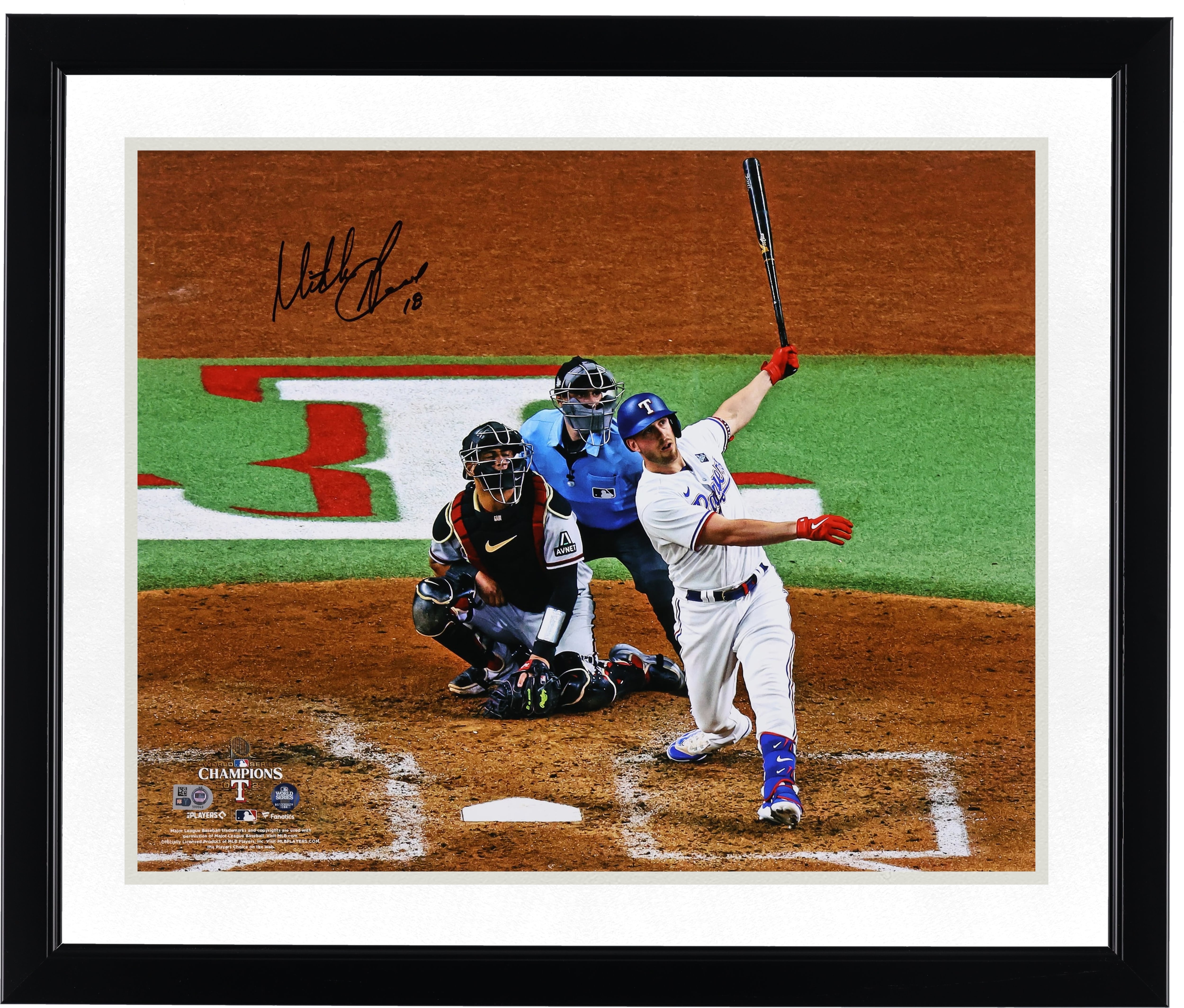 Photo dédicacée de Mitch Garver, joueur des Texas Rangers, champion des Séries mondiales 2023 (16" x 20").