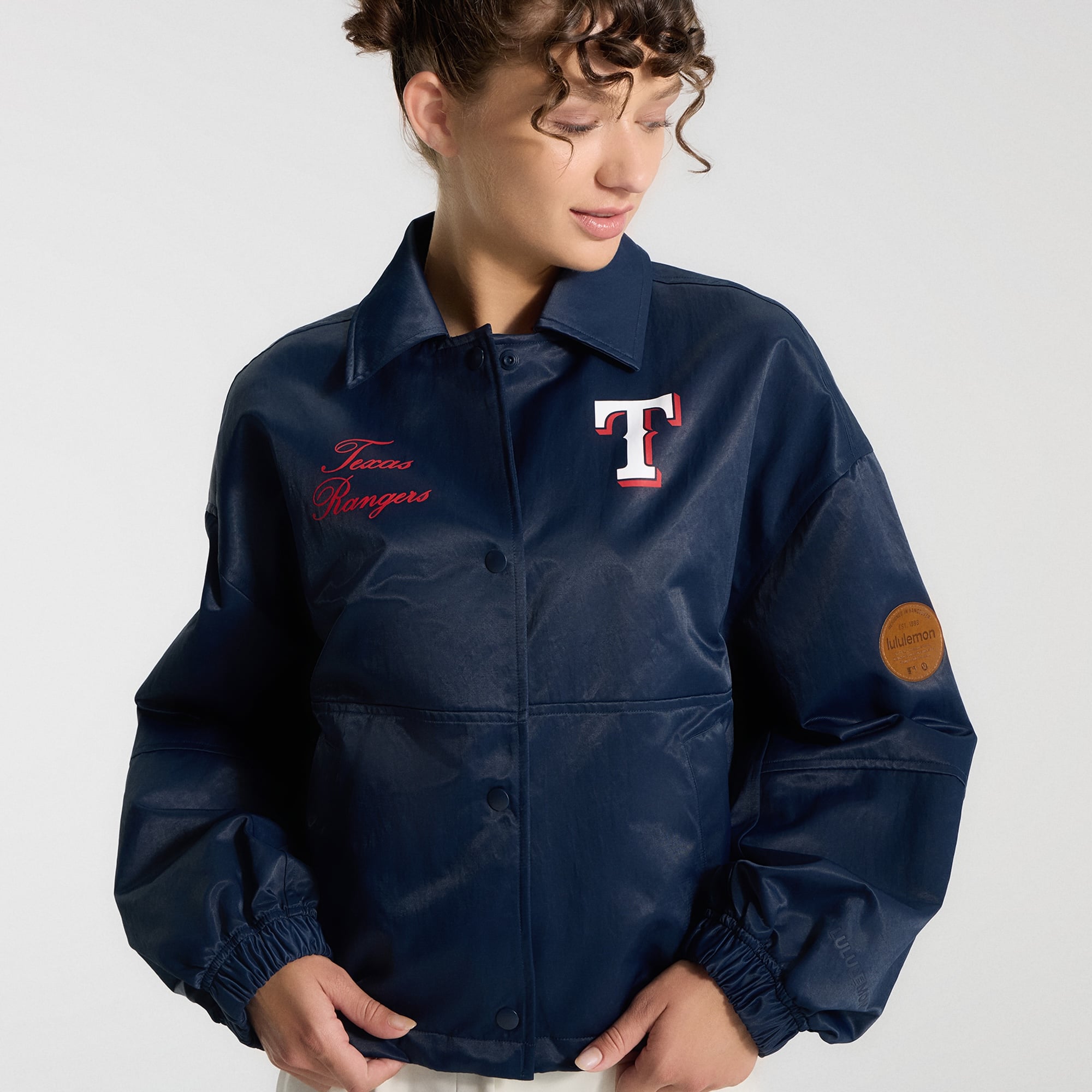 Veste d'entraîneur lululemon True Navy Texas Rangers pour femme