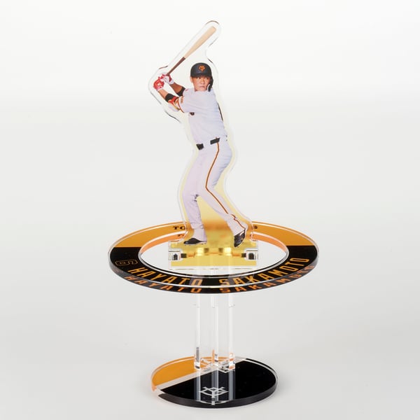 floating-acrylic-stand-2- 