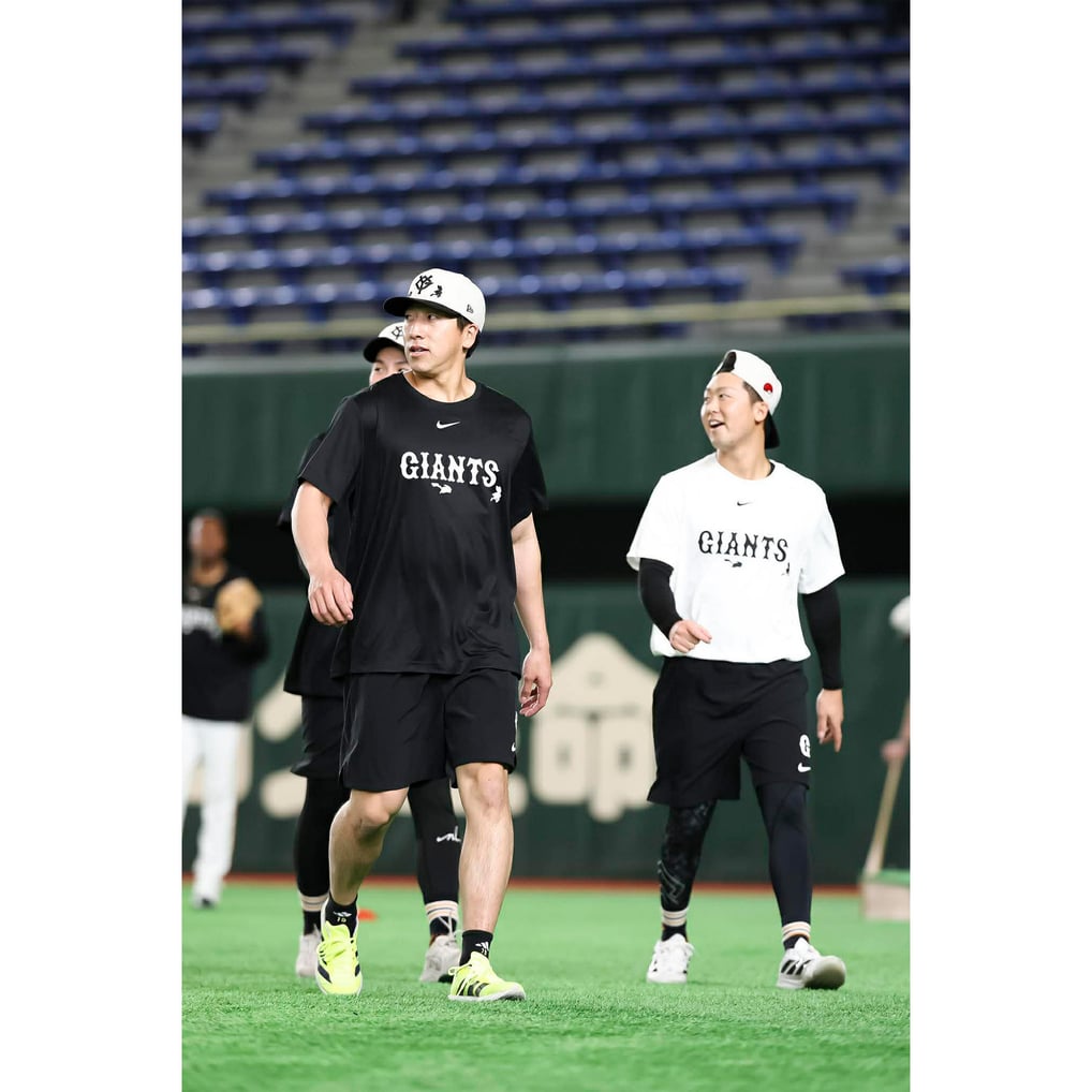 ポケモン特別企画 プラクティス Tシャツ ホワイト NIKE FAN GEAR