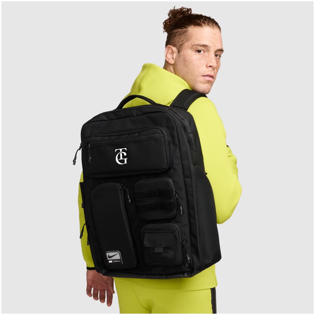 読売ジャイアンツ ナイキ ブラック TG 37L バックパック