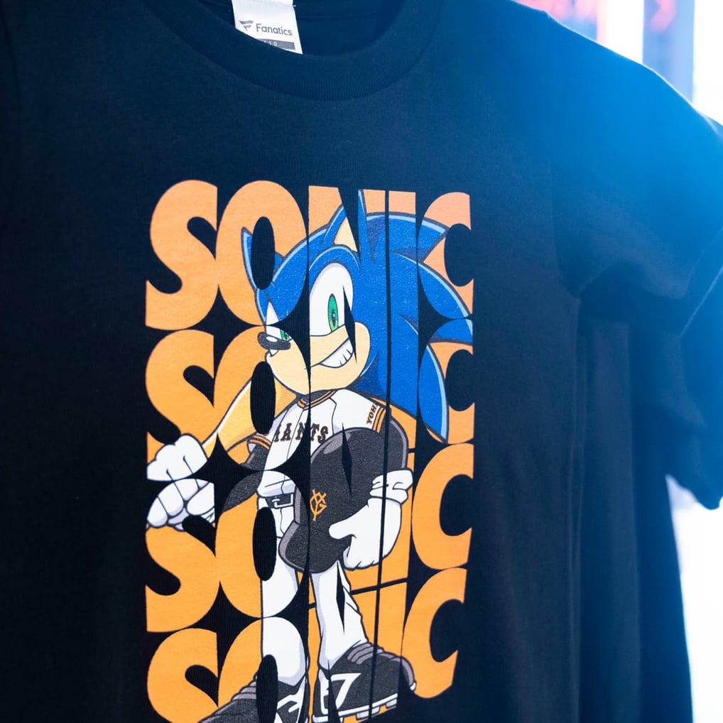 ソニック・ザ・ヘッジホッグ』× GIANTS Tシャツ (SONIC Home Uniform 