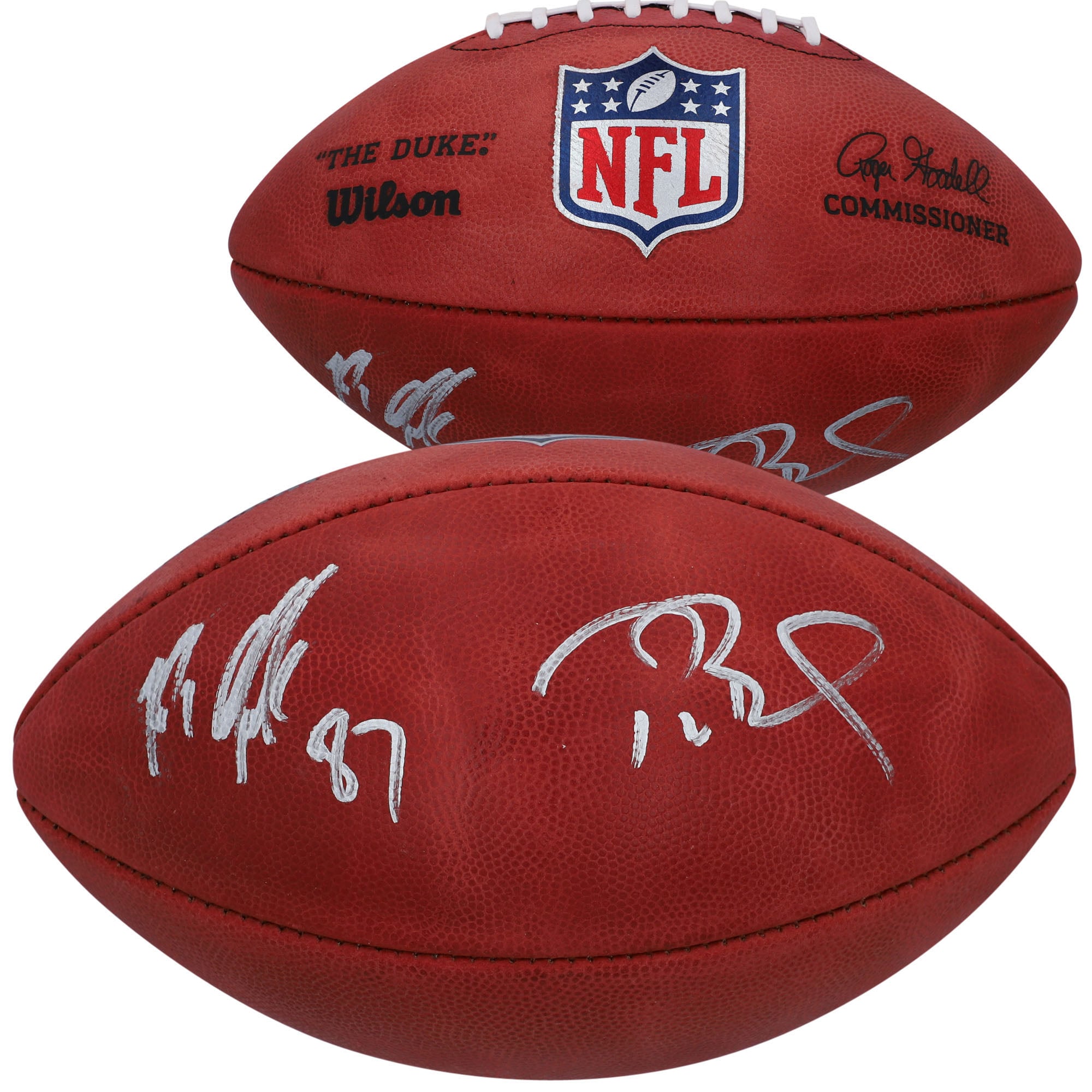 Ballon de football américain du match de Duke, autographié par Tom Brady et Rob Gronkowski, des Buccaneers de Tampa Bay.