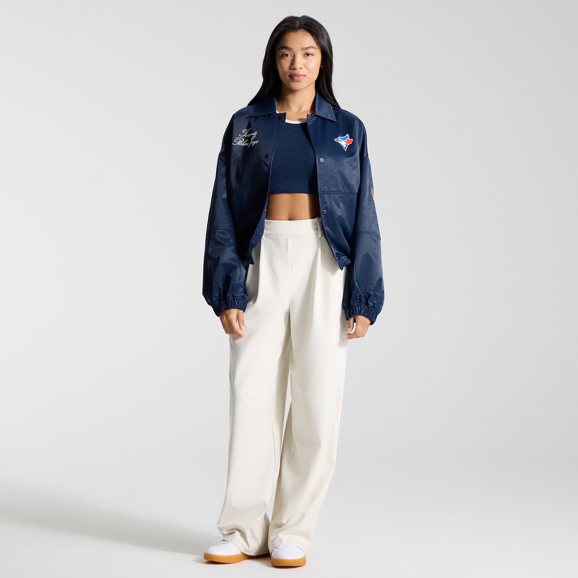 Veste d'entraîneur lululemon True Navy pour femmes, motif Blue Jays de Toronto