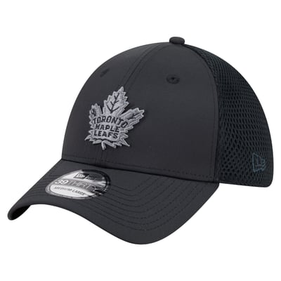  Toronto Maple Leafs New Era Blackout 39THIRTY Stretch Hat - Black
