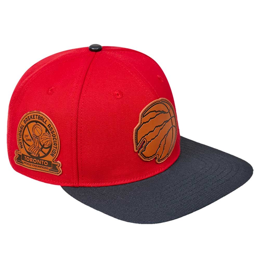 Men's Pro Standard Red Toronto Raptors Heritage Leather Patch Snapback Hat