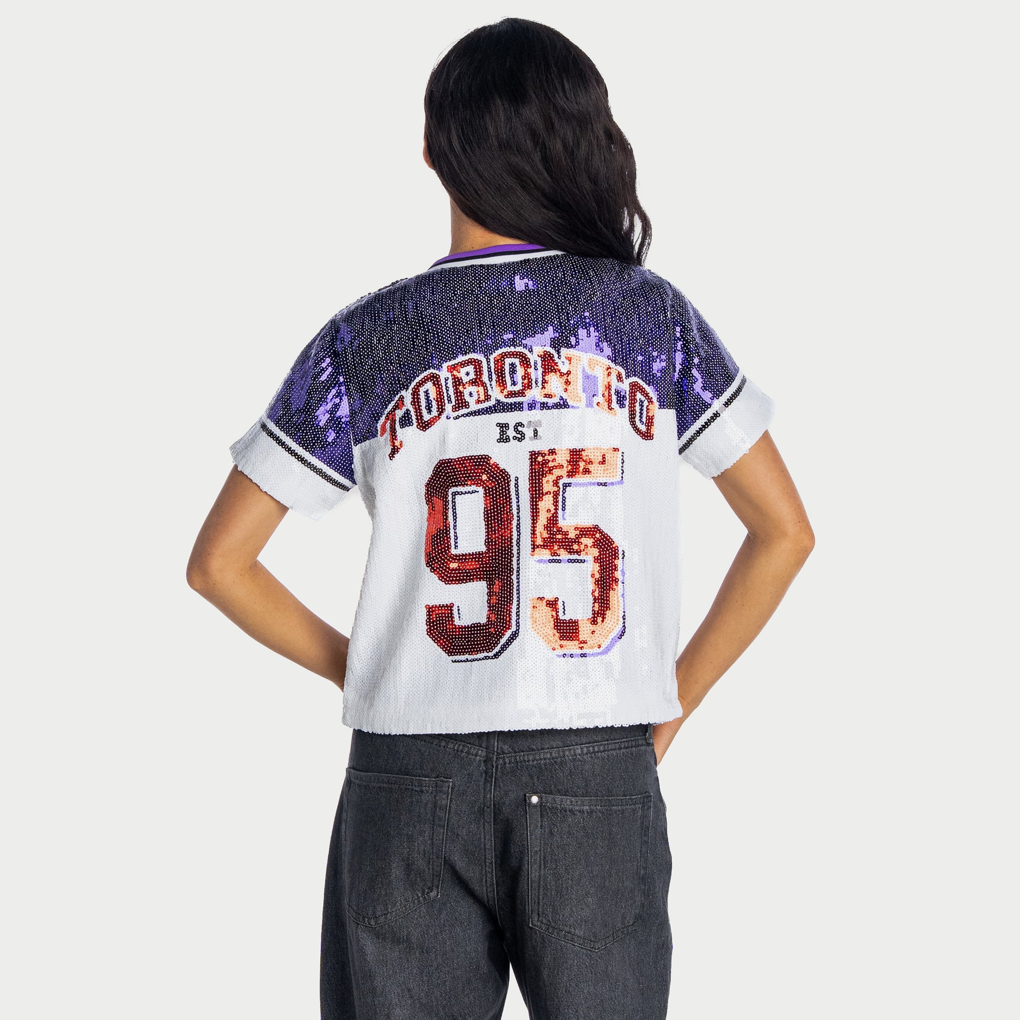 Haut court à sequins violet col en V pour femme The Wild Collective Toronto Raptors