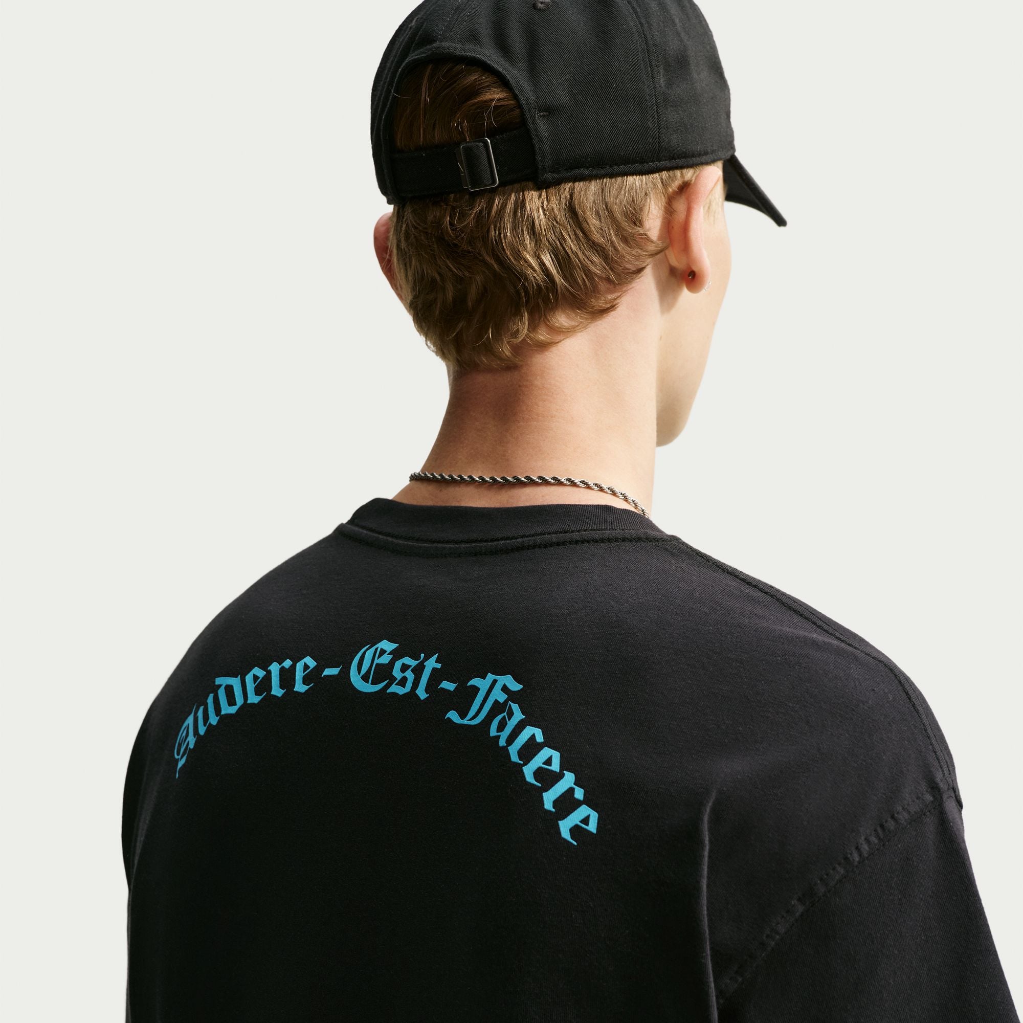 T-shirt Nike noir pour homme avec logo Tottenham Hotspur