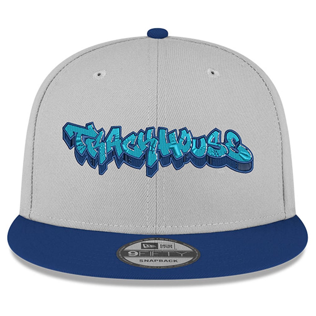 ✨ NEW Gray Graphic Graffiti Cap The new graffiti chameleon SnapBack cap, sure to make you  main image 3
