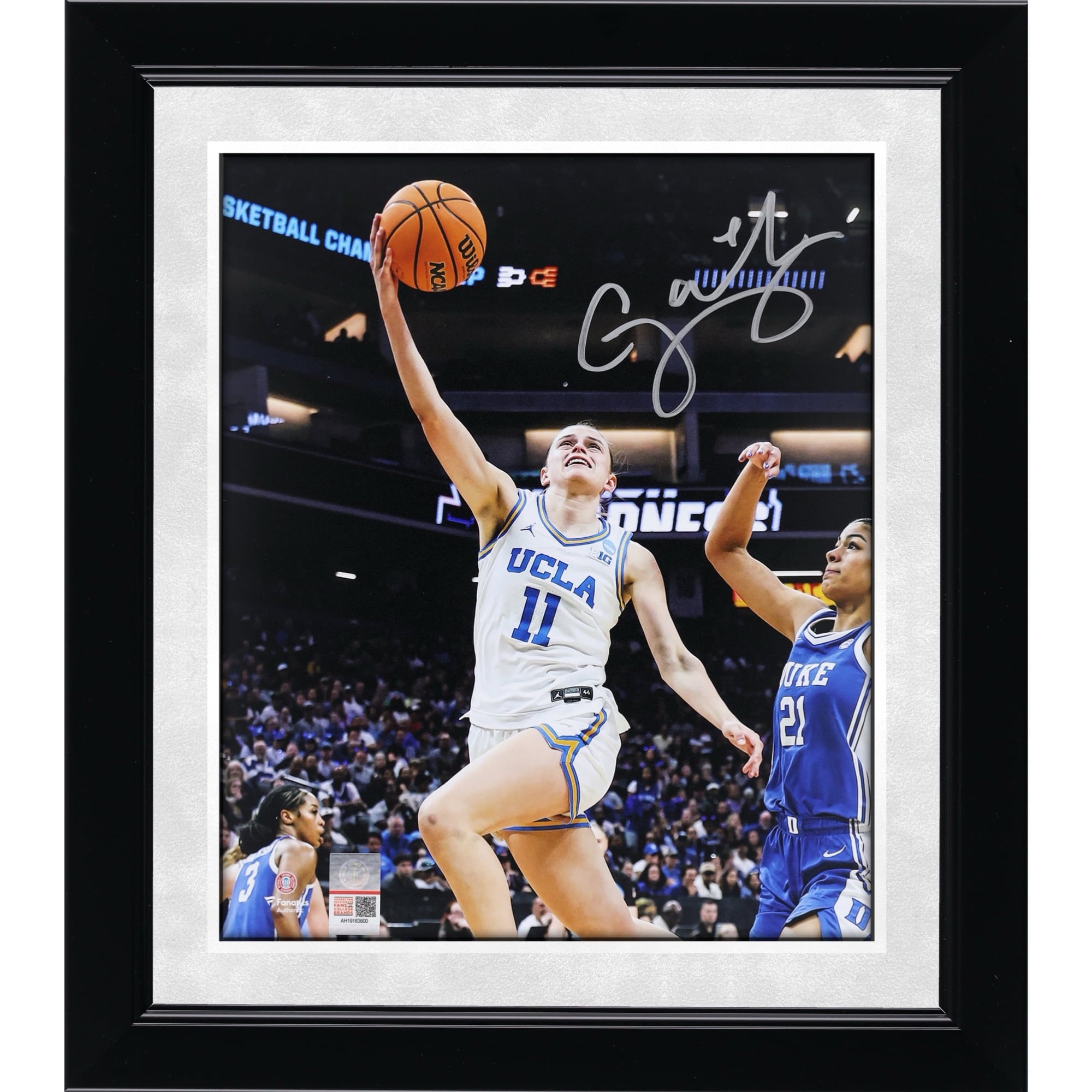 Photo de conduite autographiée de Gabriela Jaquez (UCLA Bruins), format 8 x 10 pouces