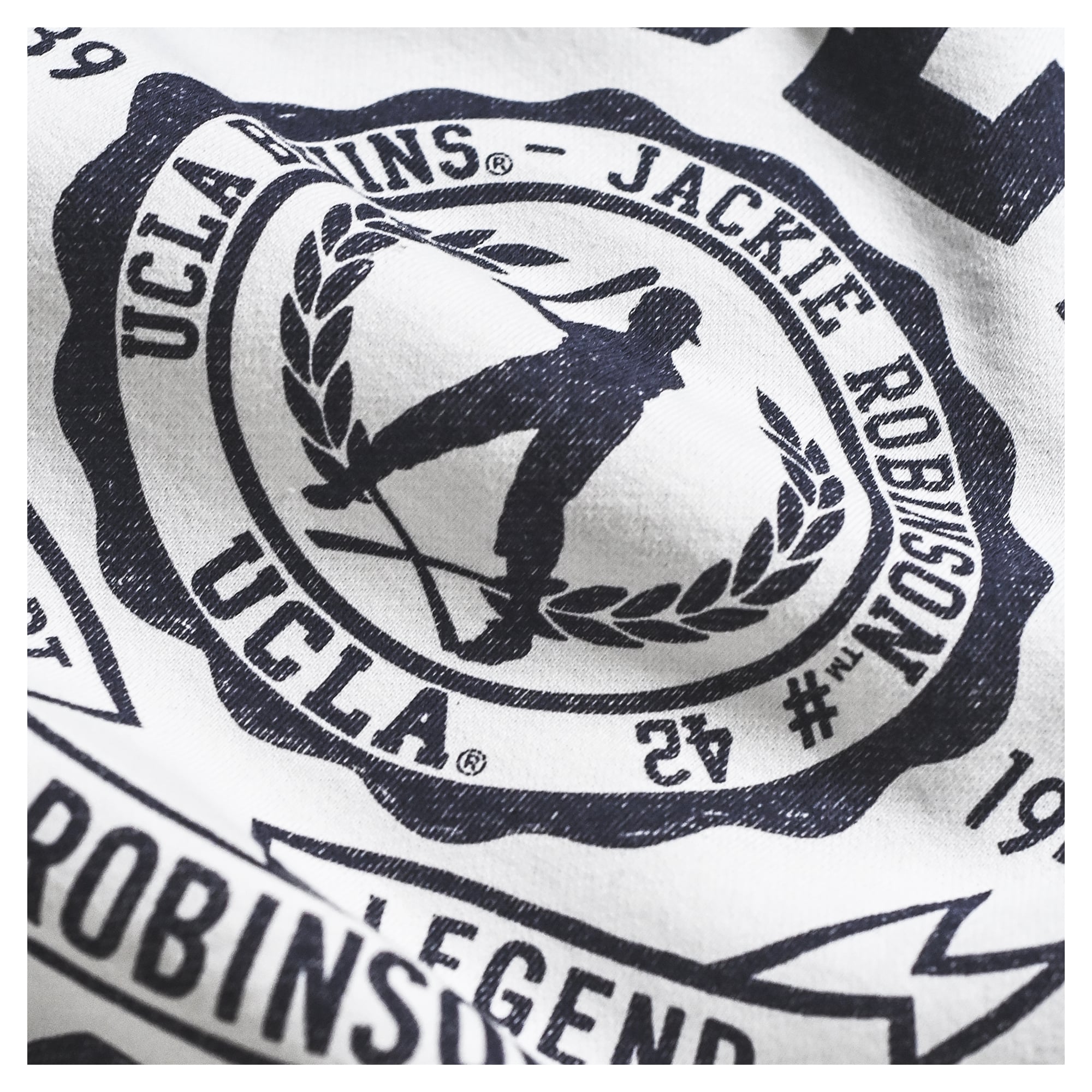 Sweat à capuche unisexe blanc épais Roots of Fight x UCLA Bruins Jackie Robinson