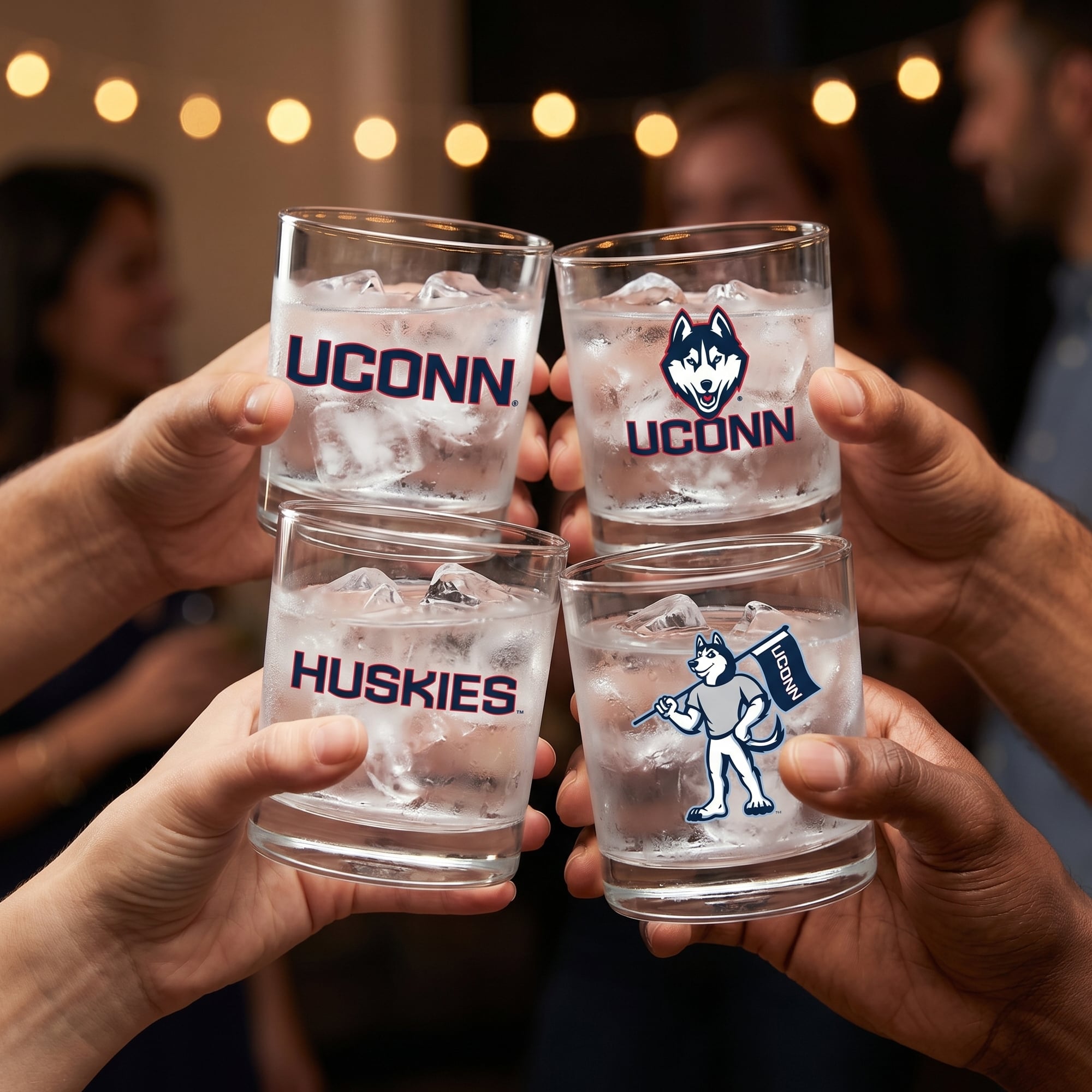 Coffret de 4 verres à whisky de collection Indigo Falls UConn Huskies Core