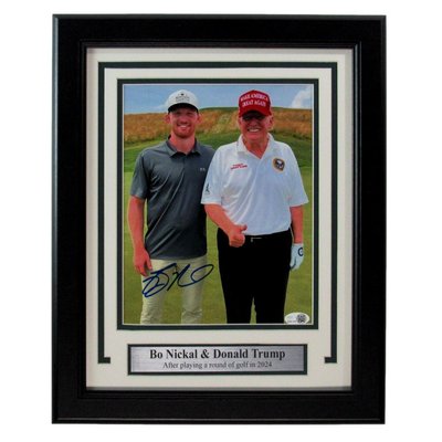 Personalized President Donald Trump Autographed 8x10 Photo - FREE Personalized President Donald Trump Autographed 8x10 Photo - FREE