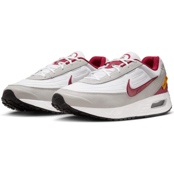 USC Nike Pegasus Shoes, USC Nike Slides, Shoes, Socks | shop  display picture 1