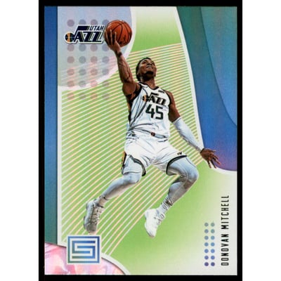 2018-19 Panini Status Green #62 Donovan Mitchell