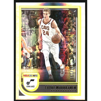2022-23 Hoops Premium Box Set #69 Lauri Markkanen