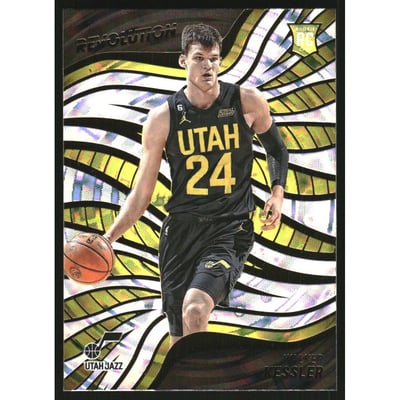 2022-23 Panini Revolution Fractal #137 Walker Kessler