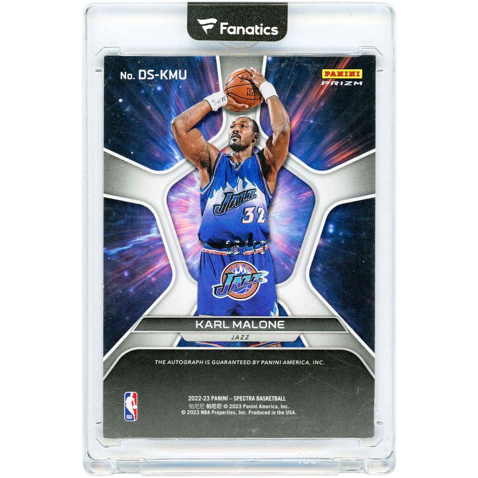 Carte autographiée de Karl Malone (Utah Jazz) 2022-23 Panini Spectra Deep Space #DS-KMU #15/40