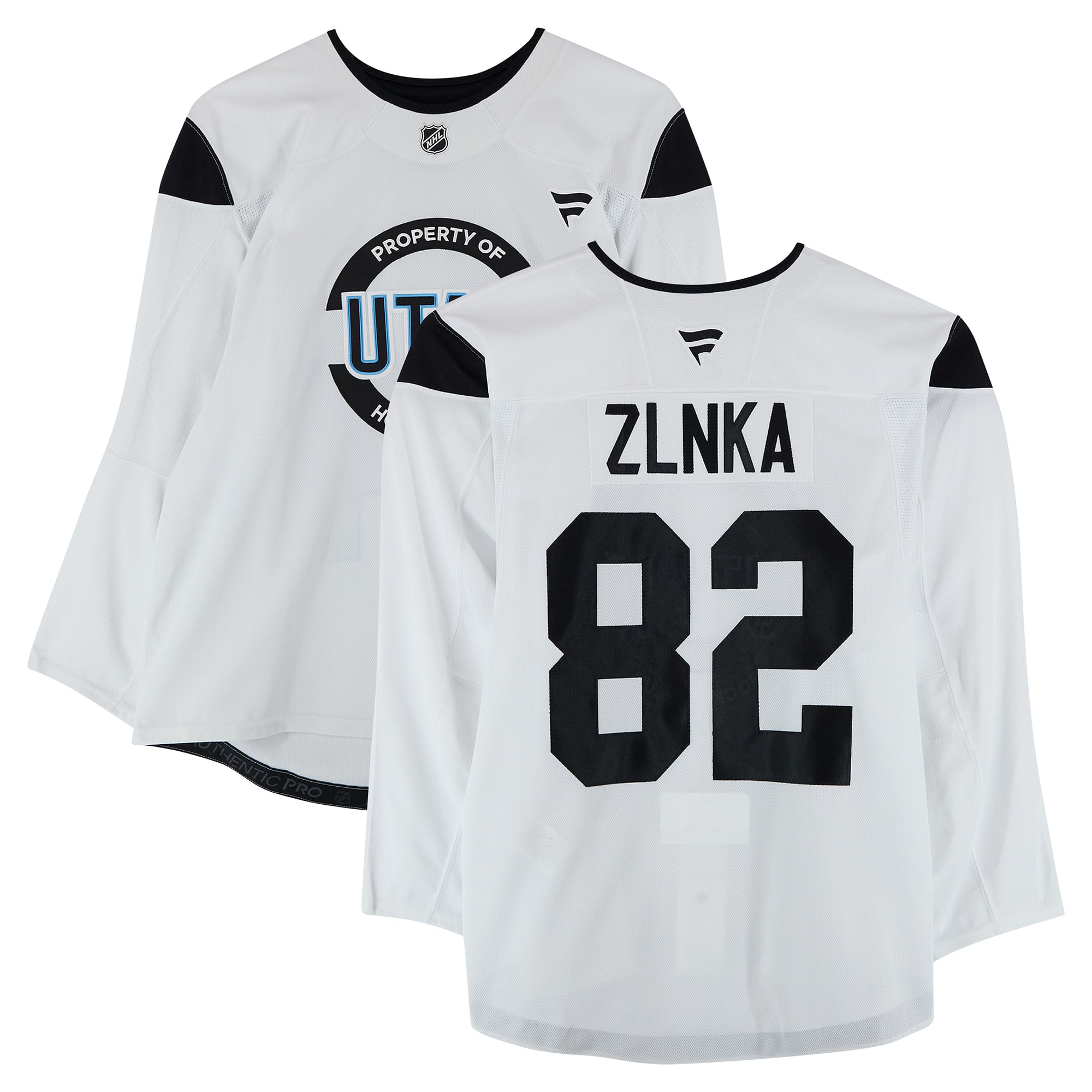 Maillot blanc n° 82 porté à l'entraînement par Adam Žlnka (Utah Mammoth) lors de la saison 2024-2025 de la LNH