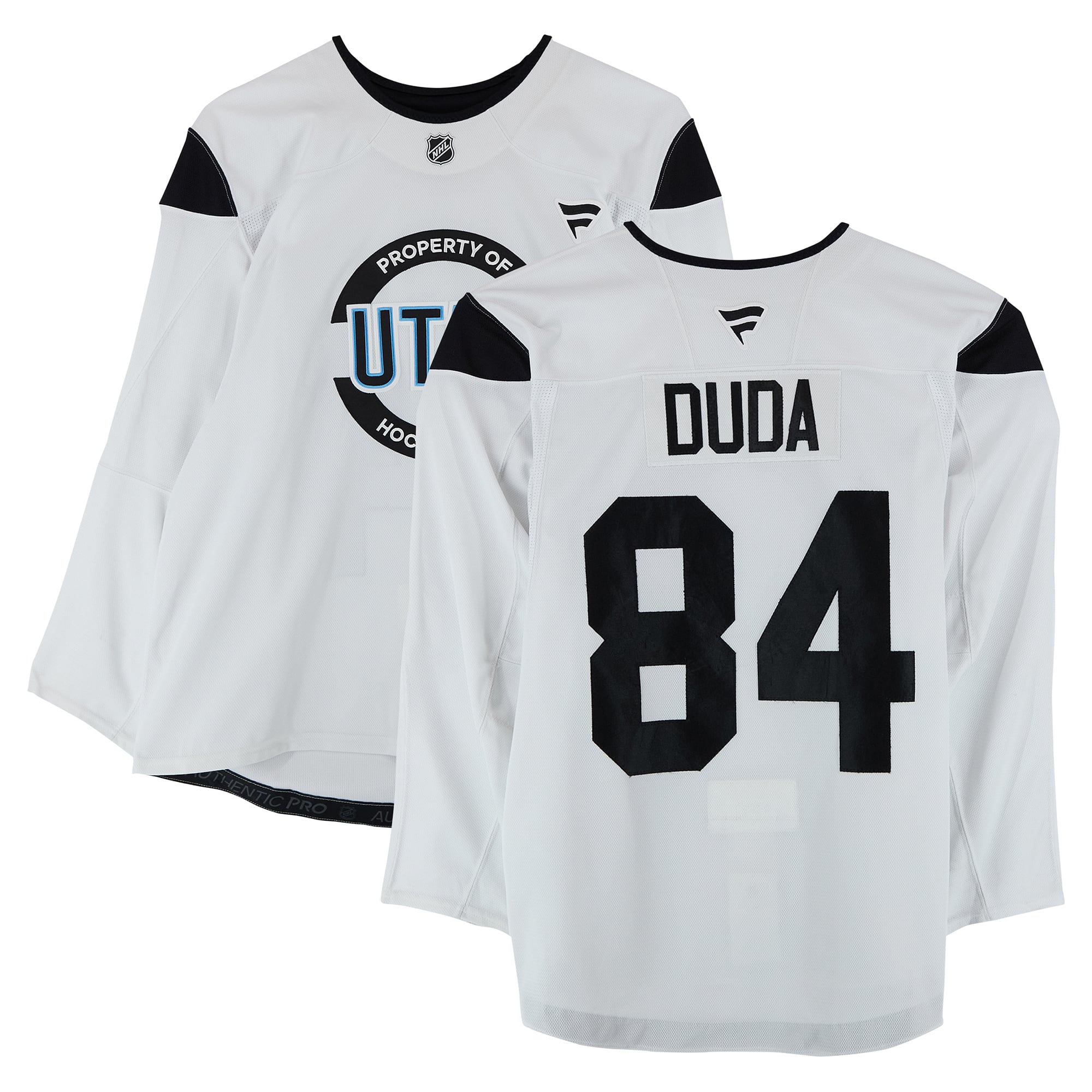 Maillot blanc d'entraînement n° 84 d'Artyom Duda, des Mammoths du Utah, saison 2024-2025 de la LNH